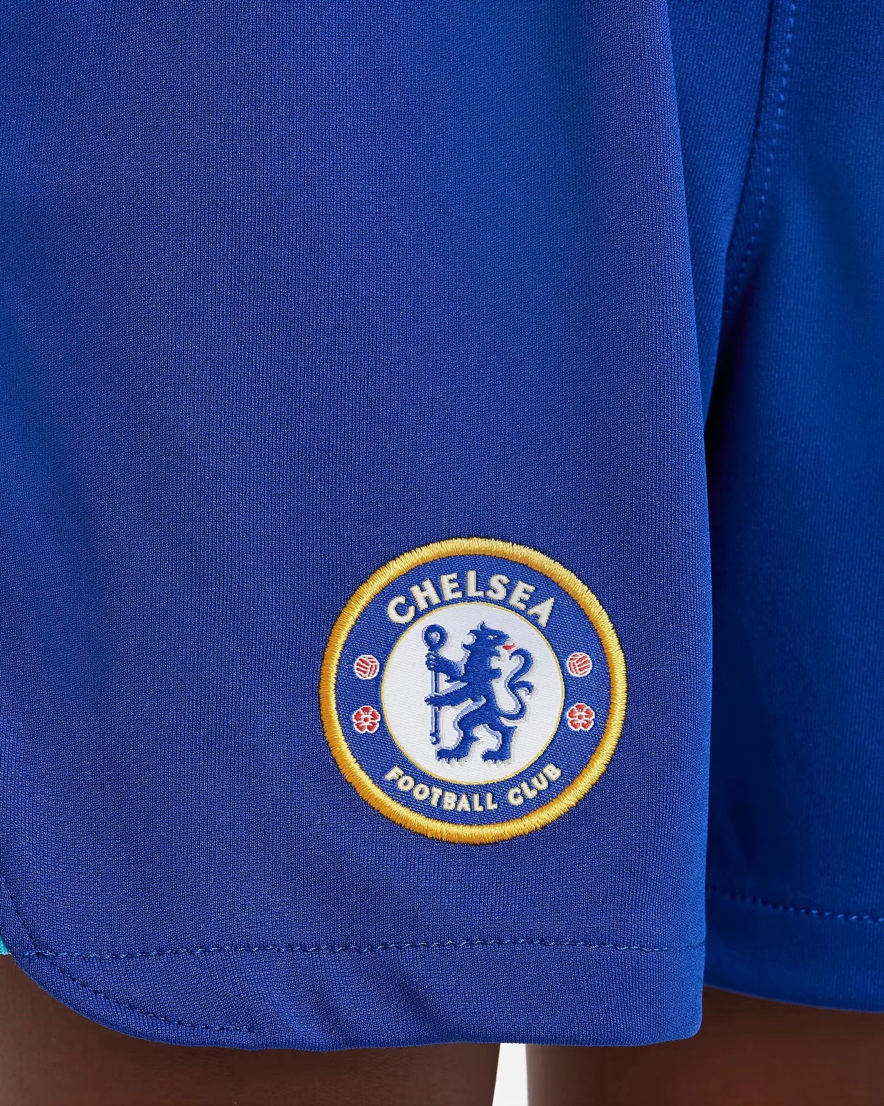 Nike 2022-23 Chelsea Kids' Home Mini Kit - Blue-White (Detail 2)