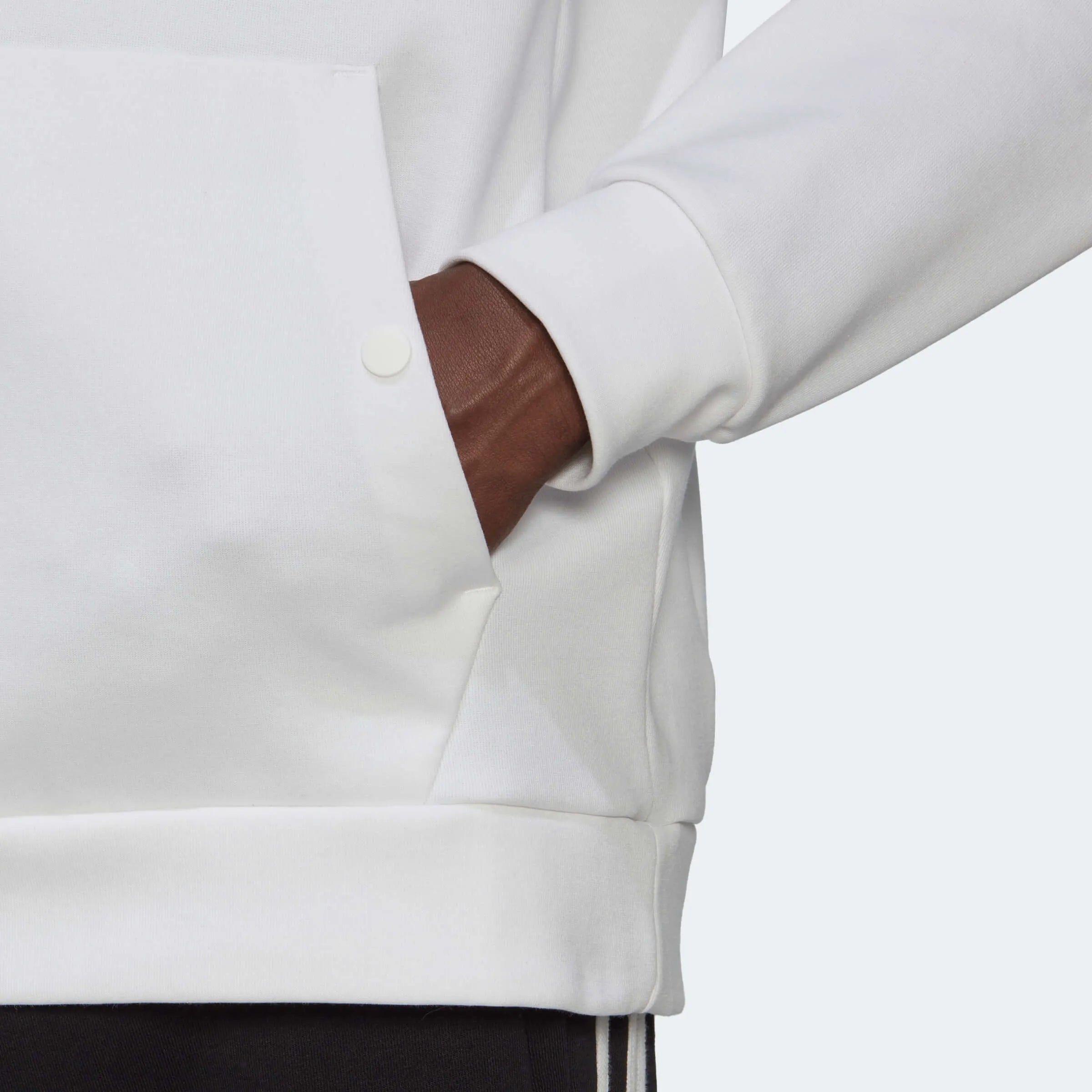 adidas 2022-23 Manchester United Travel Hoodie - White (Detail 2)