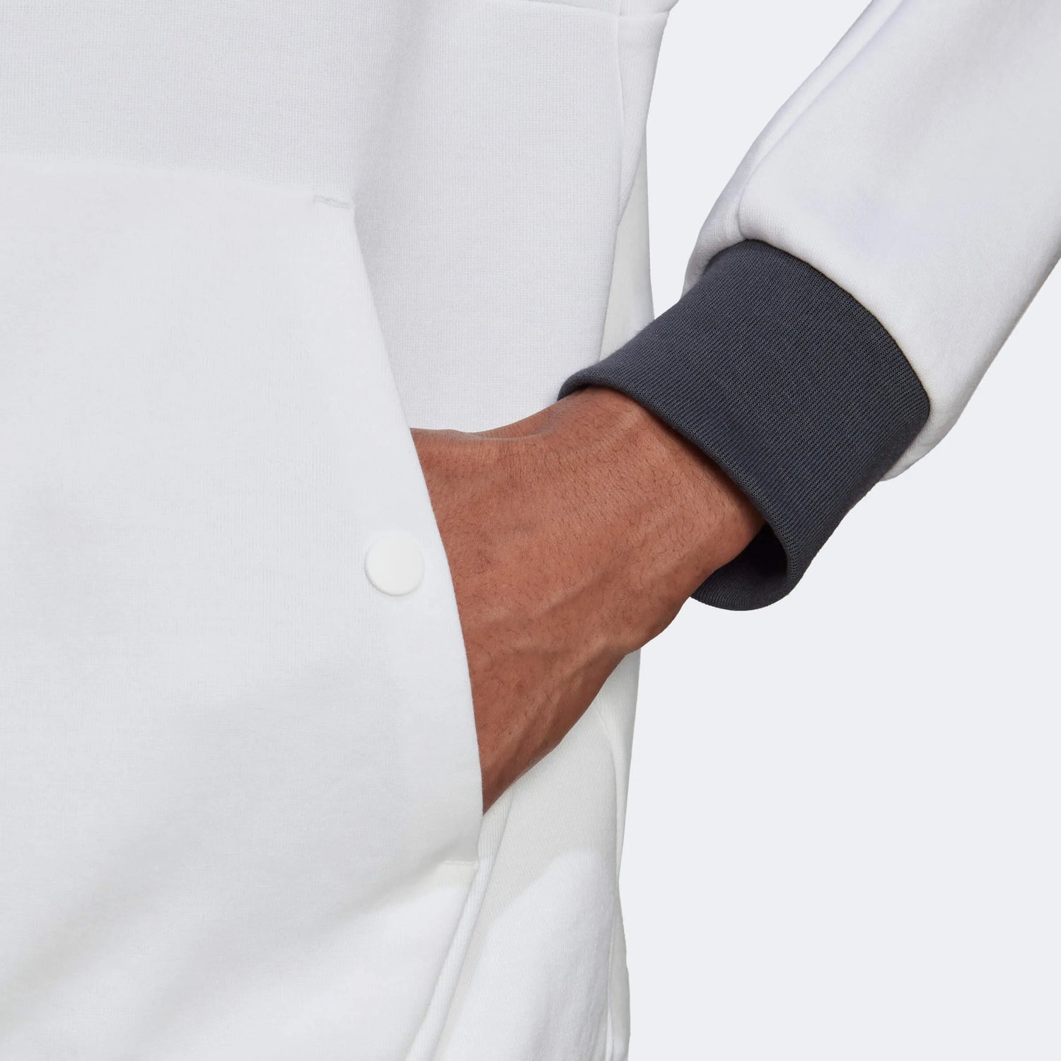 adidas 2022-23 Bayern Munich Travel Hoody - White (Detail 2)