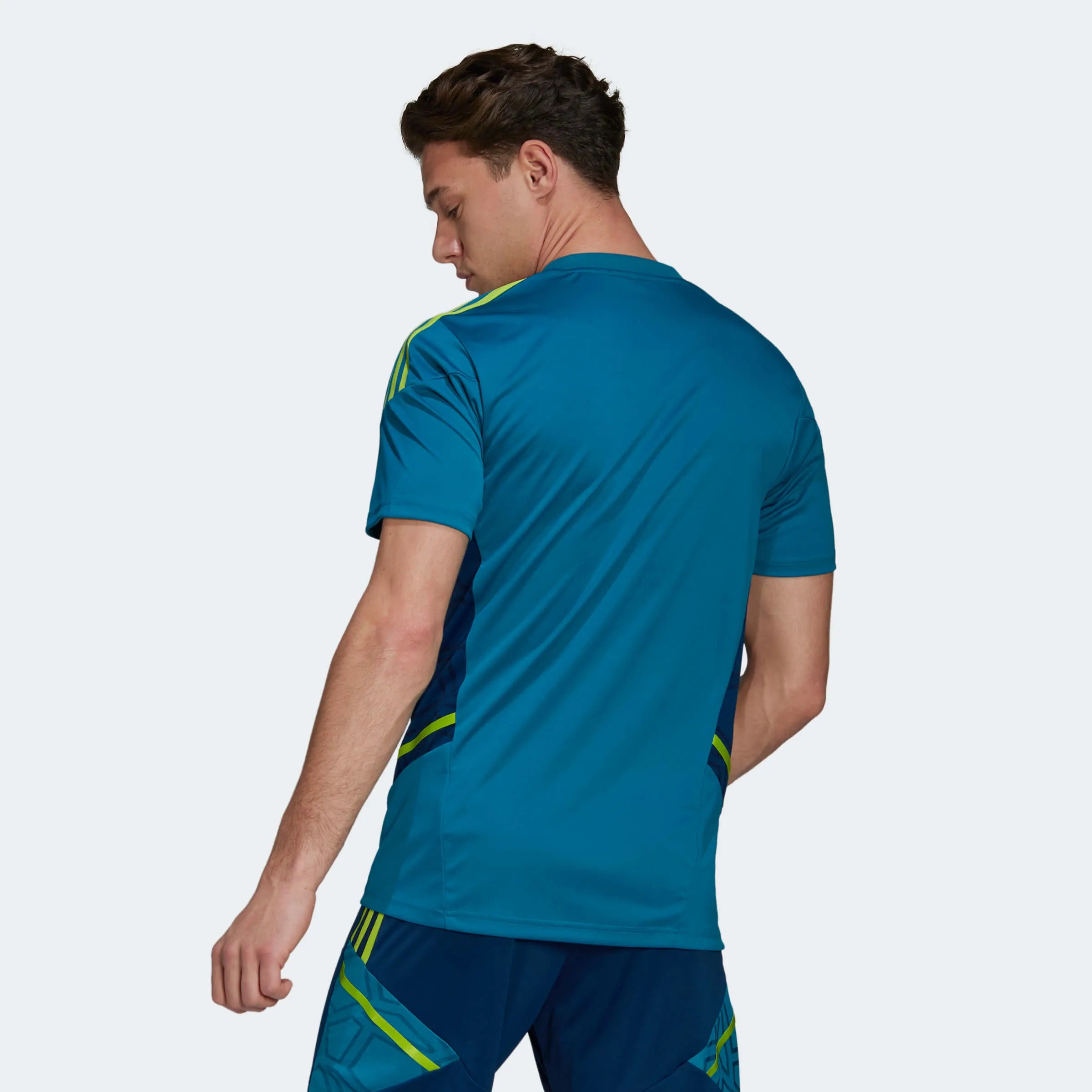 adidas 2022-23 Juventus Training Jersey - Active Teal (Model - Back)