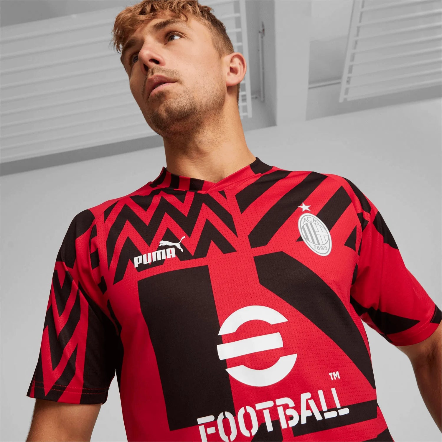 Puma 2022-23 AC Milan Prematch Training Jersey Red-Black (Detail 1)