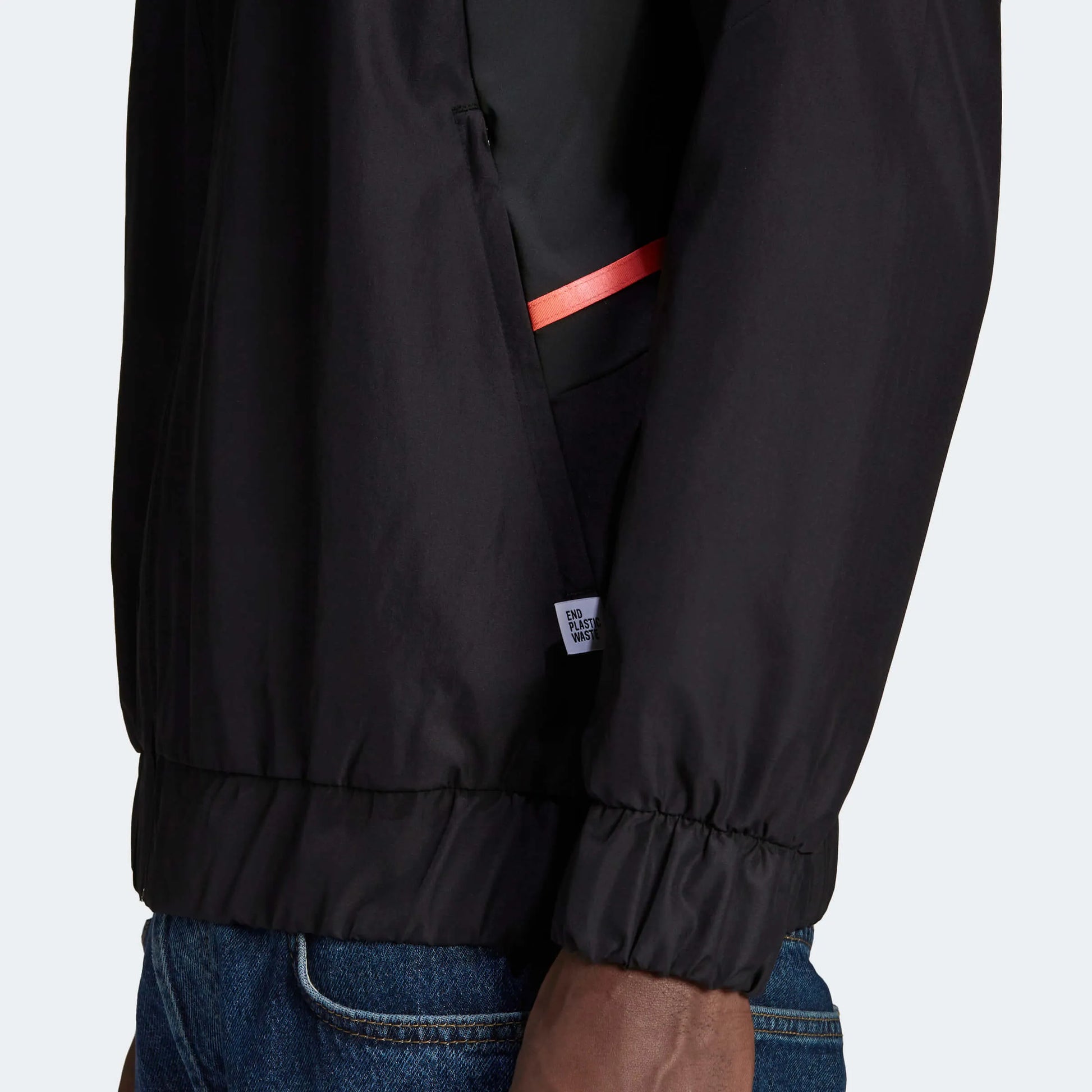 adidas 2022-23 Juventus Anthem Jacket - Black (Detail 2)