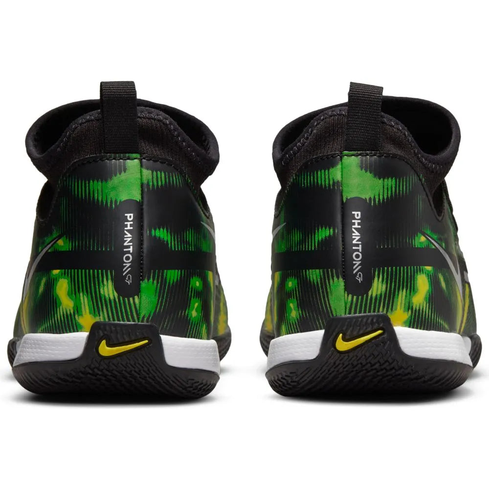 Nike JR Phantom GT2 Academy DF SW IC - Black-Green Strike (Pair - Back)