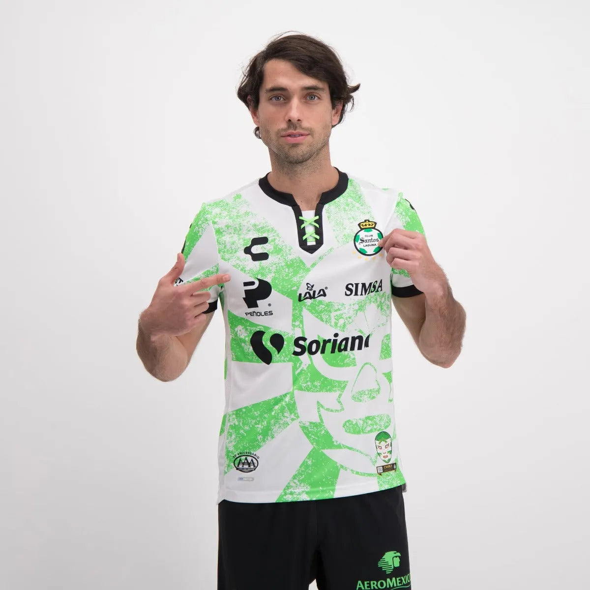 Charly 2021-22 Santos Laguna Third Jersey - White-Green (Model - Front)