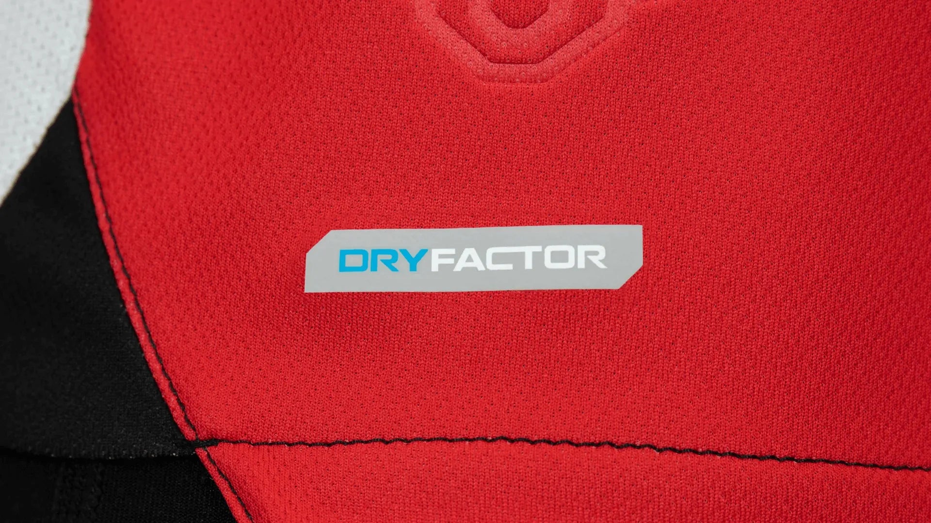 Charly 2022-23 Atlas Home Long-Sleeve Jersey - Red-Black (Detail 6)