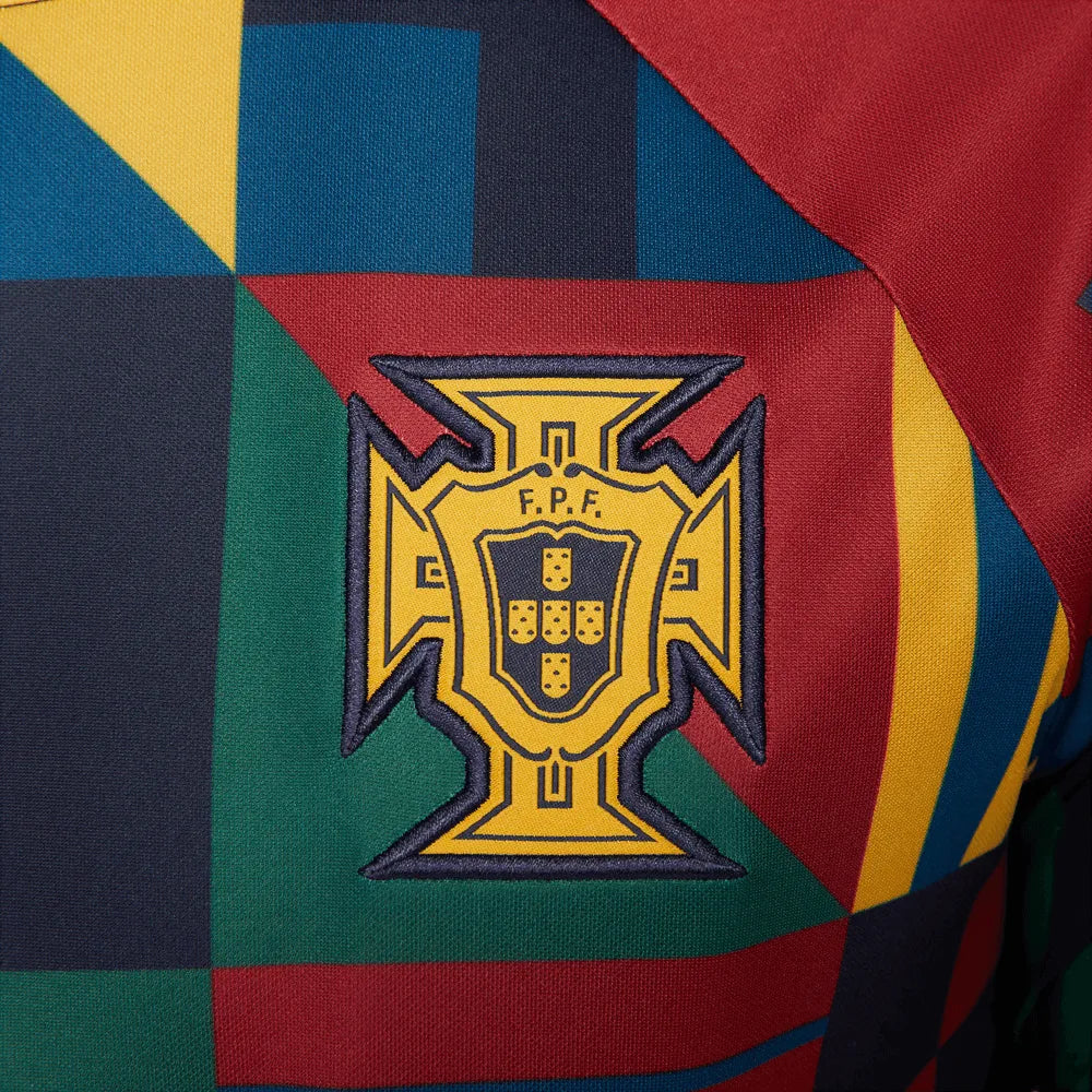Nike 2022-23 Portugal Long-Sleeve Pre-Match Jersey (Detail 3)