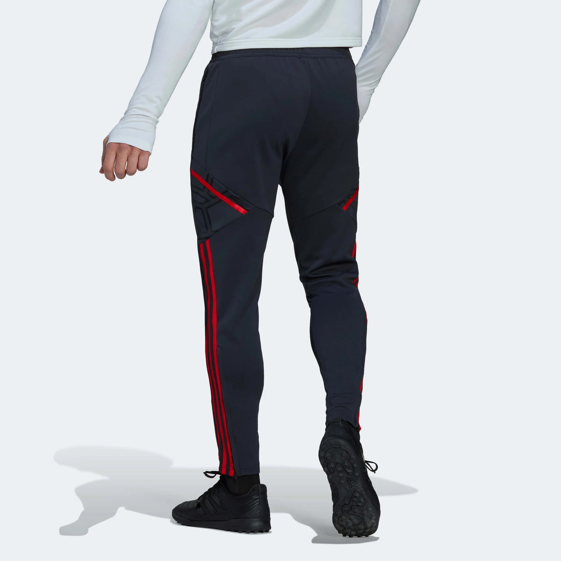 adidas 2022-23 Bayern Munich Training Pants - Night Grey (Model - Back)