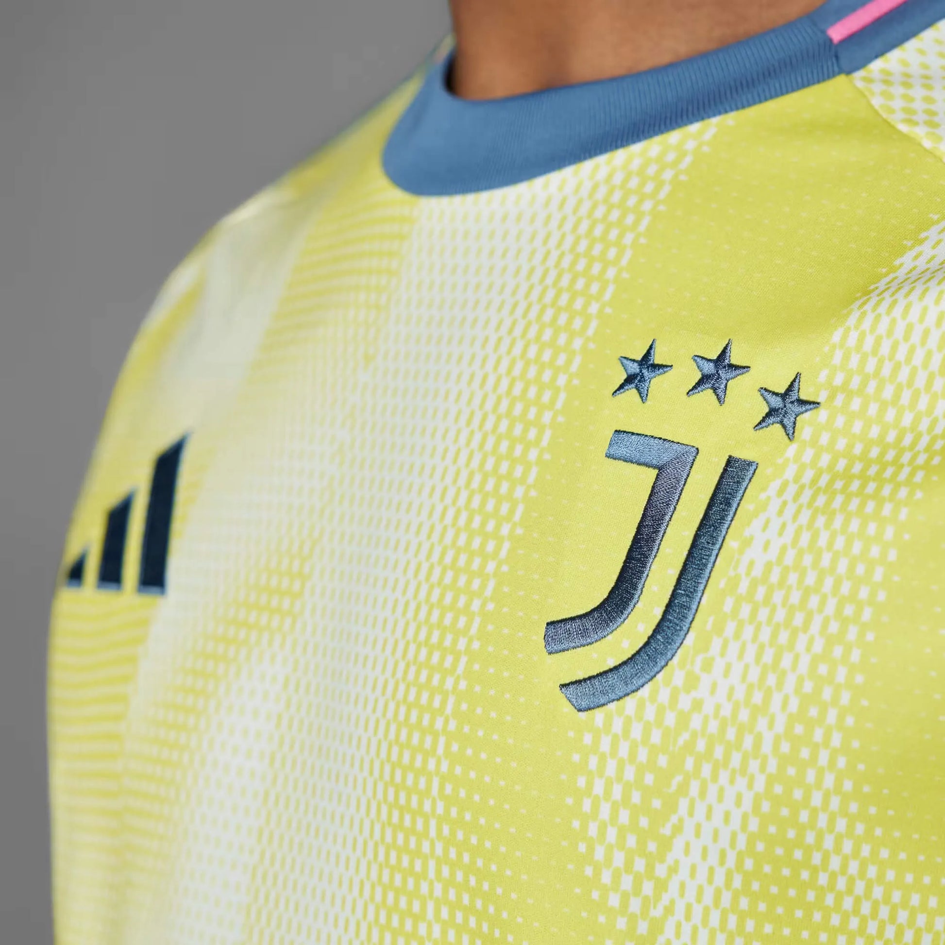 adidas 2024-25 Juventus Men's Stadium Away Jersey (Detail 4)