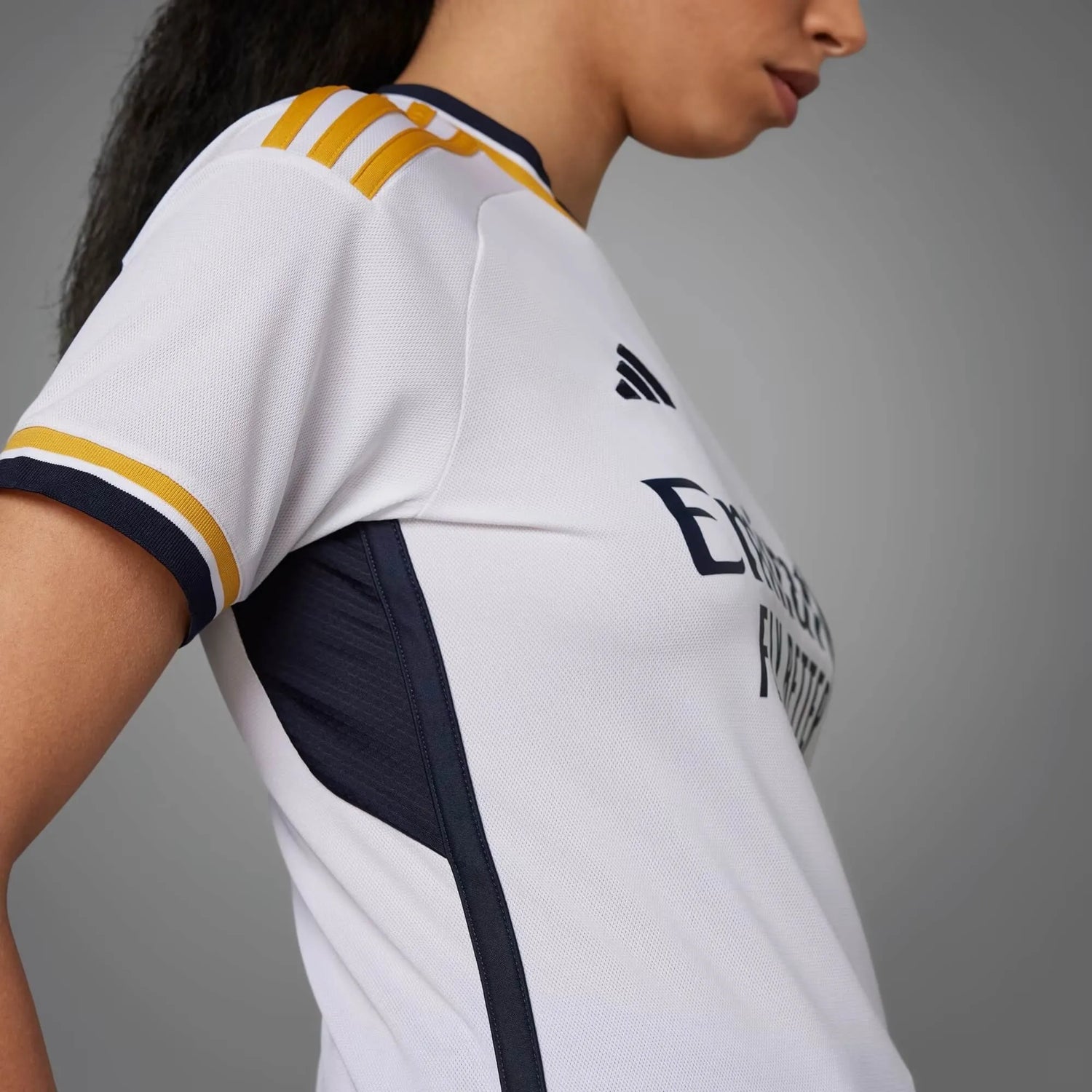 adidas 2023-24 Real Madrid Women's Stadium Home Jersey (Detail 3)