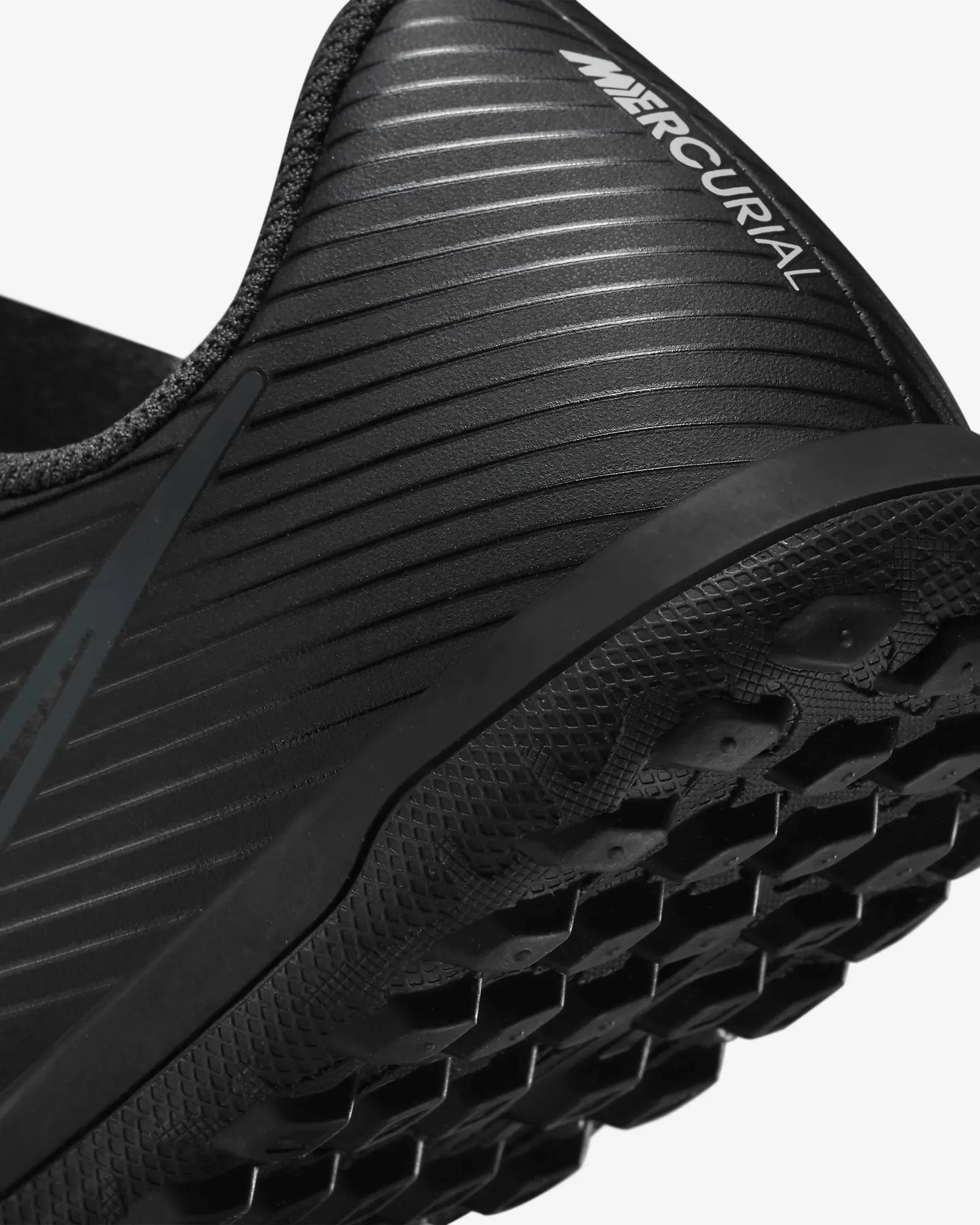 Nike Jr Vapor 15 Club Turf - Black-Smoke Grey (Detail 2)