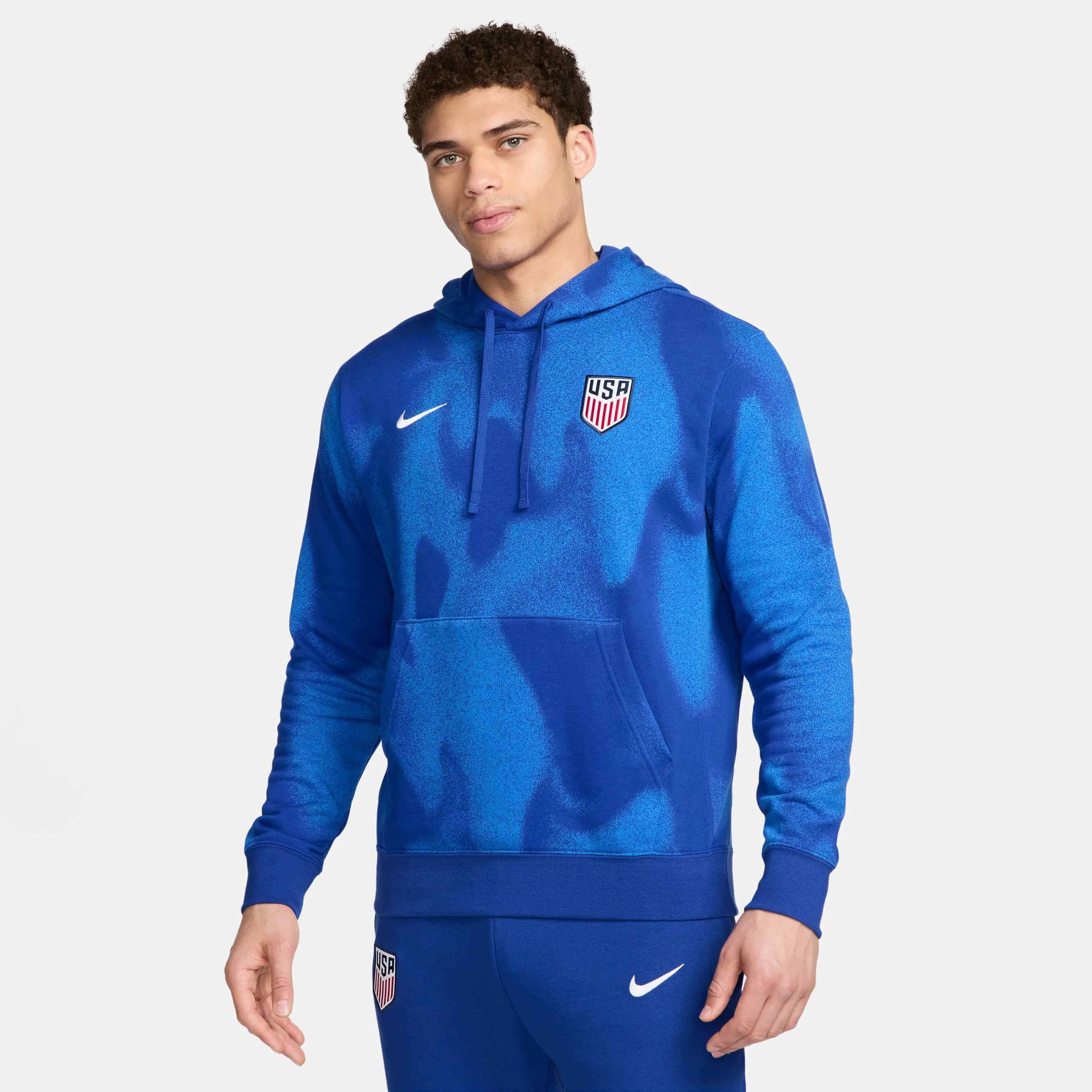 Nike 2024-25 USA Men's Club Pullover Hoodie (Model - Front)
