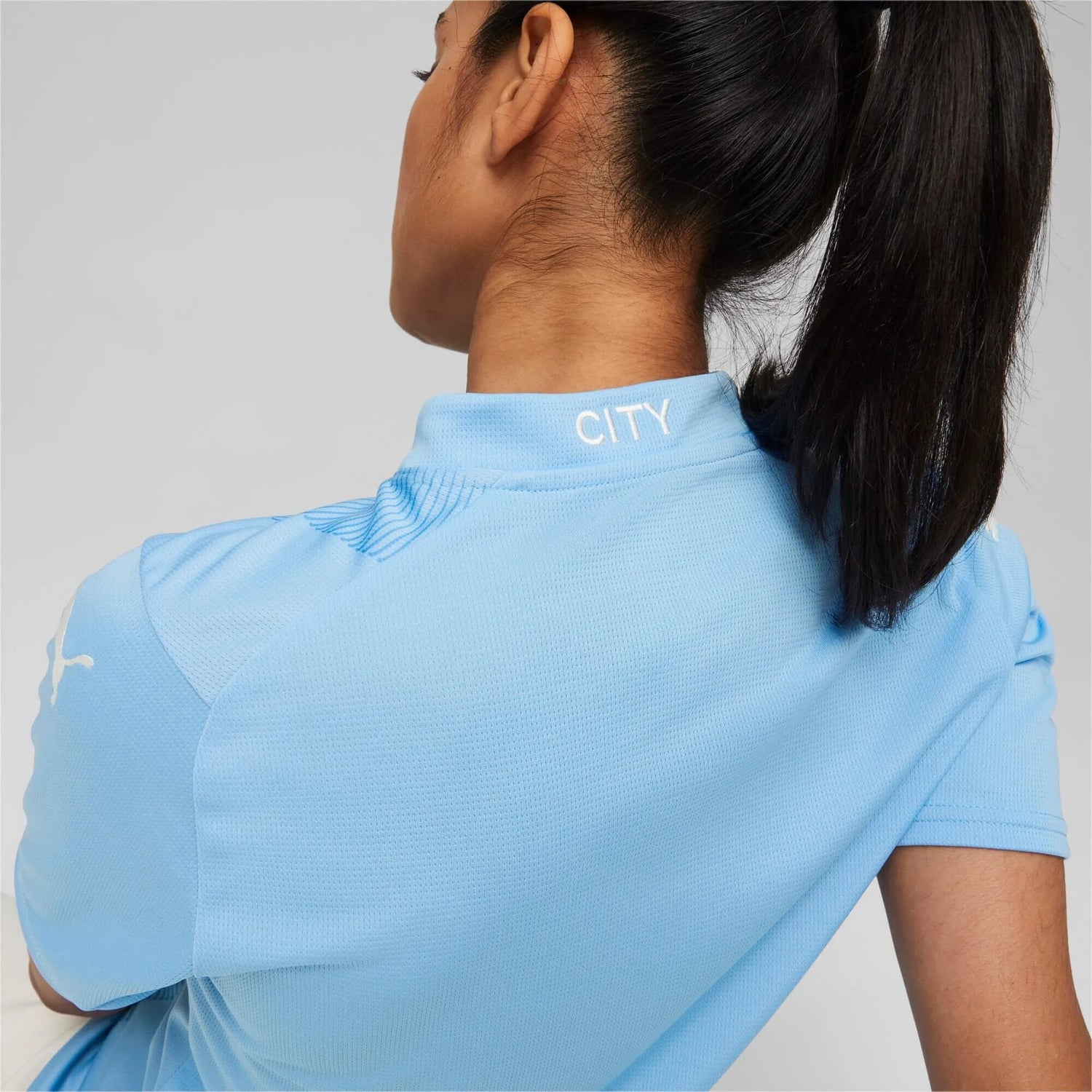 Puma 2023-24 Manchester City Women's Stadium Home Jersey (Detail 2)