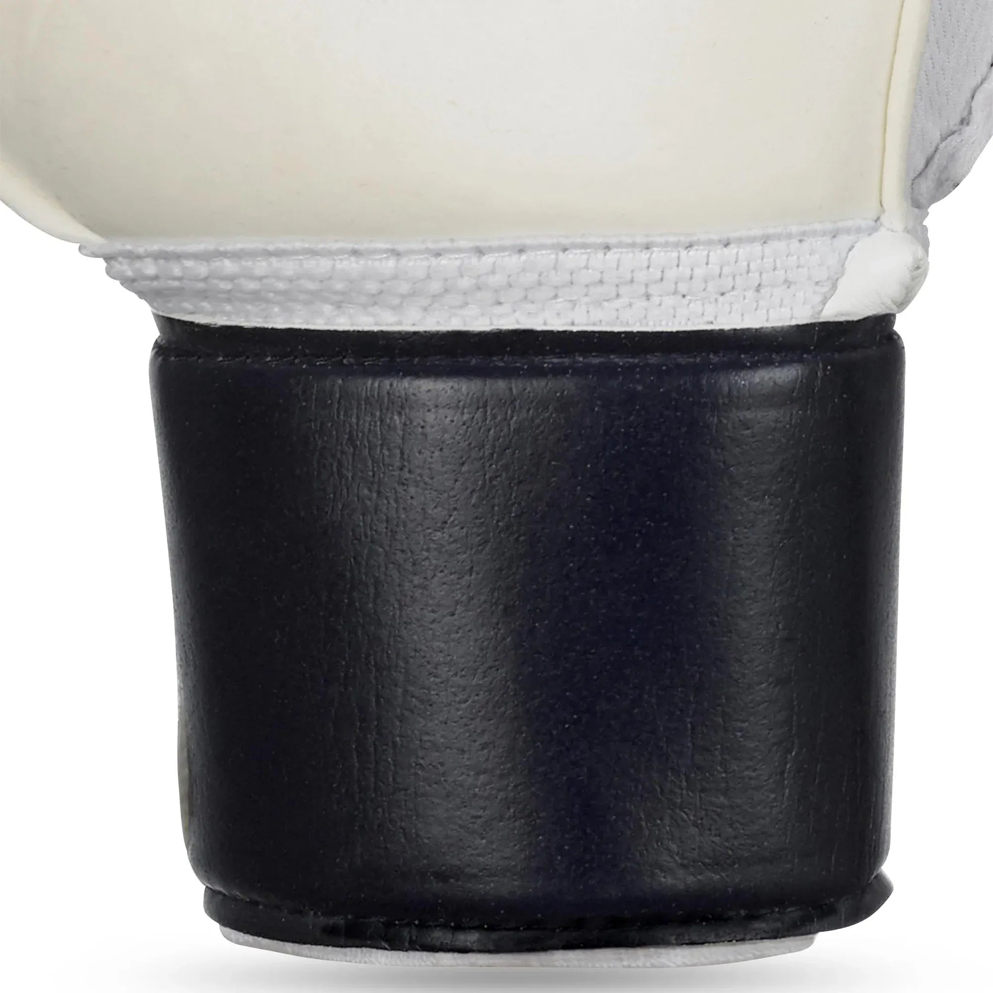 Select JR 04 Protection v24 Goalkeeper Gloves (Detail 1)