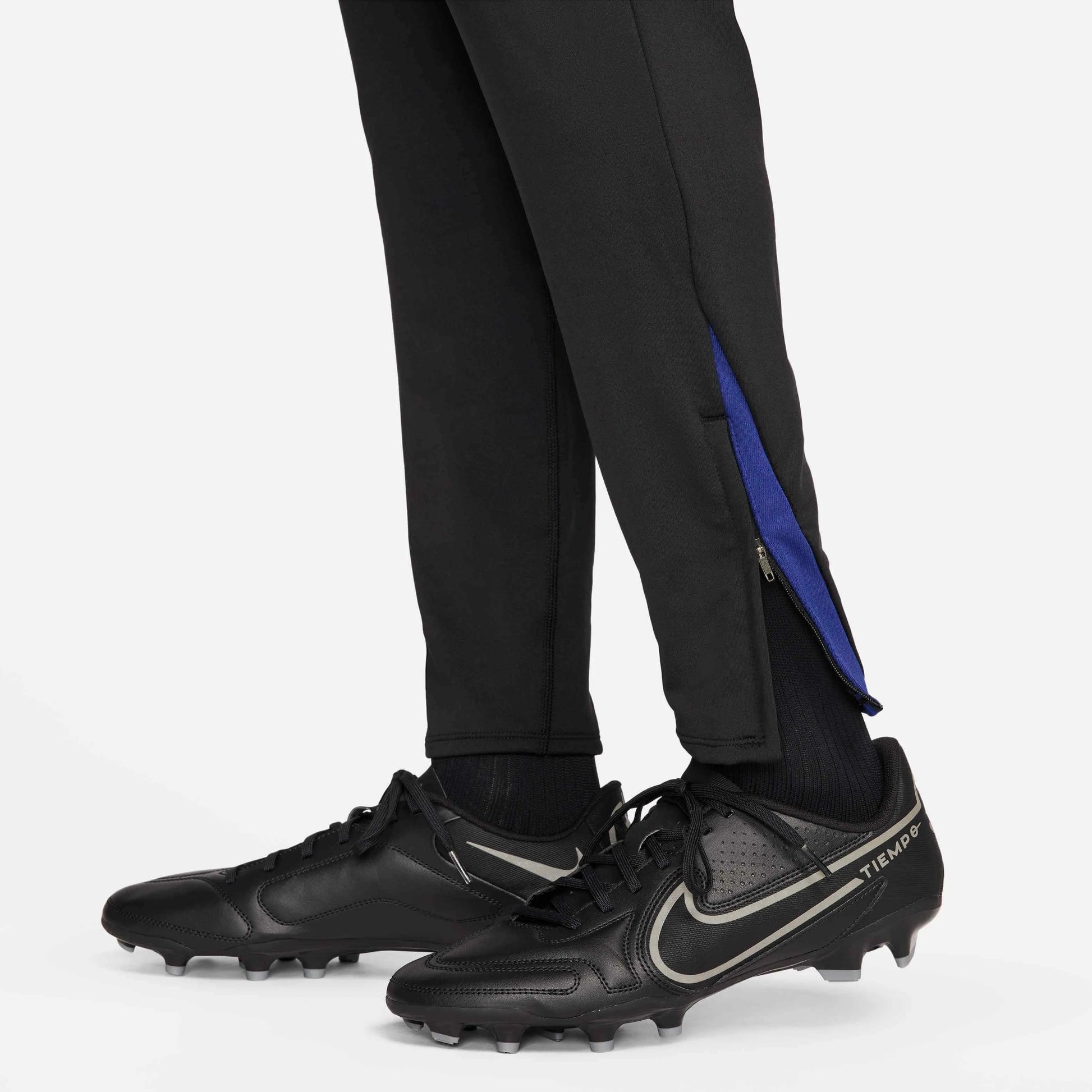 Nike 2024-25 Barcelona Men's Strike Pants (Detail 3)