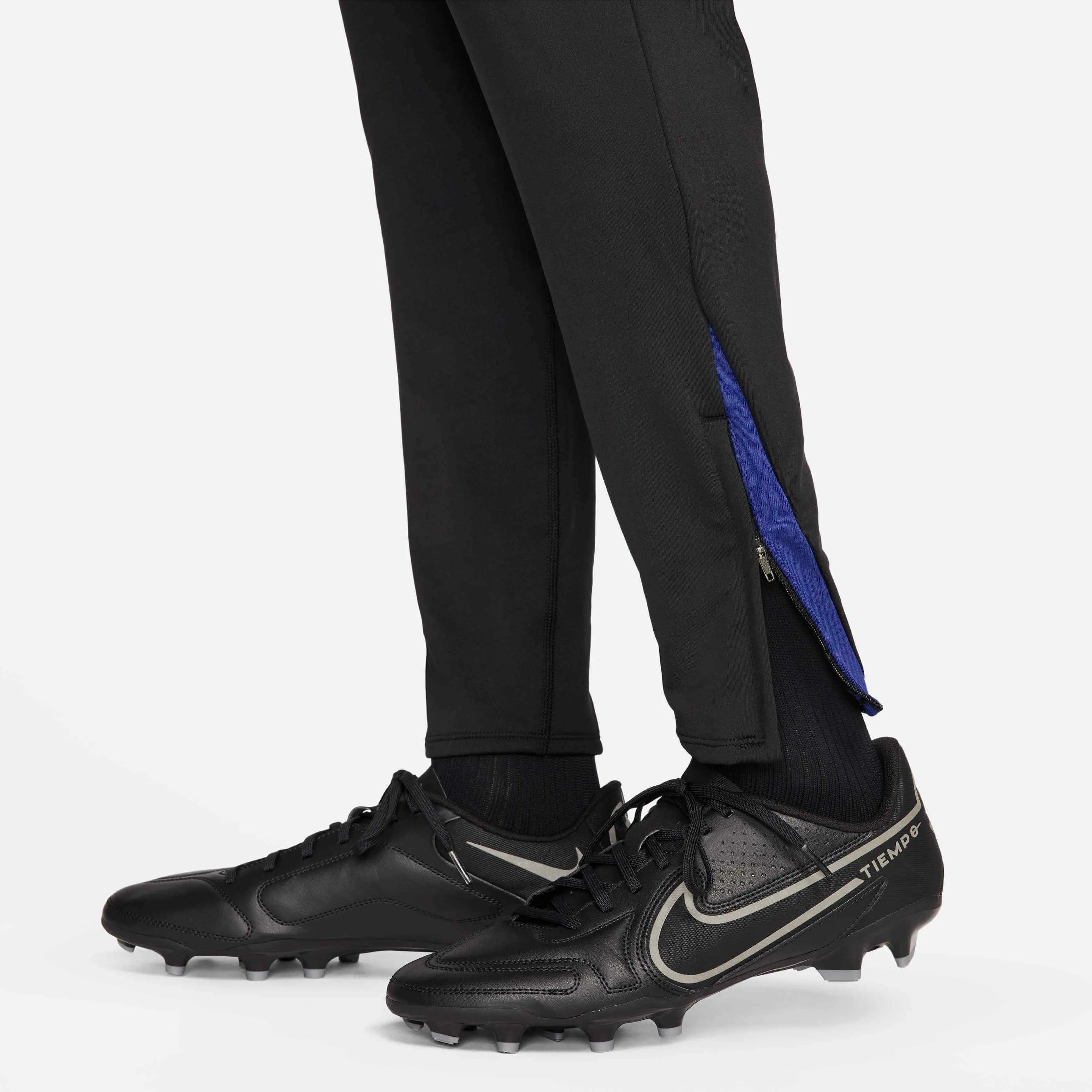 Nike 2024-25 Barcelona Men's Strike Pants (Detail 3)