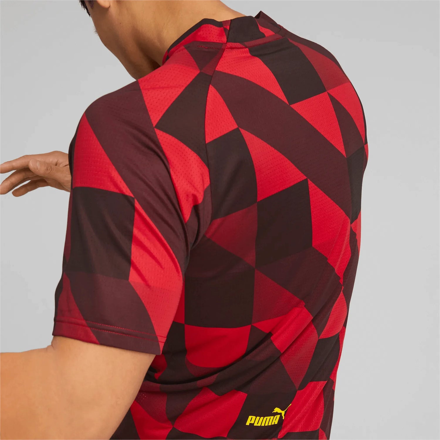 Puma Manchester City Pre-Match Jersey - Red - Black (Detail 2)