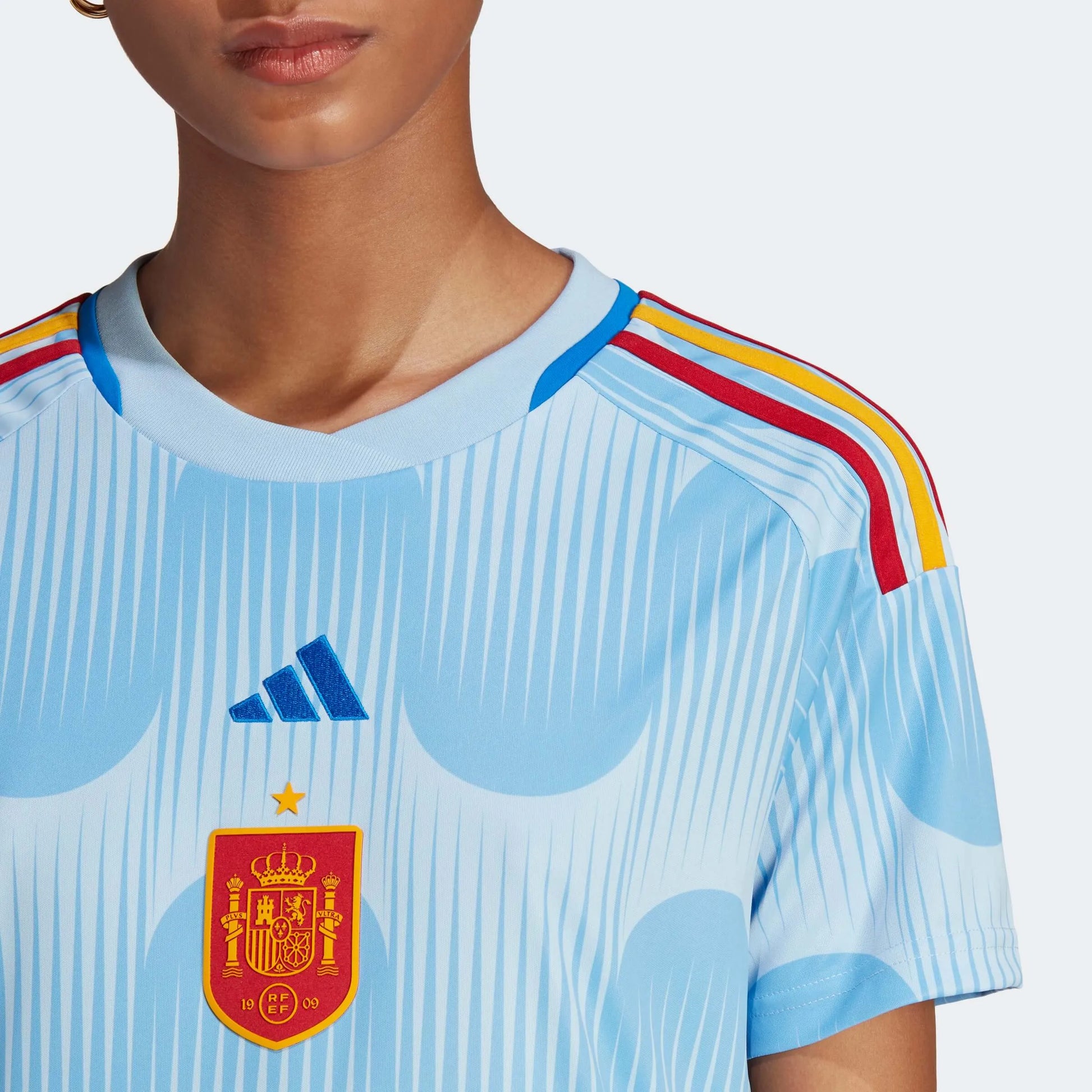 adidas 2022-23 Spain Women's Away Jersey - Glory Blue (Detail 1)