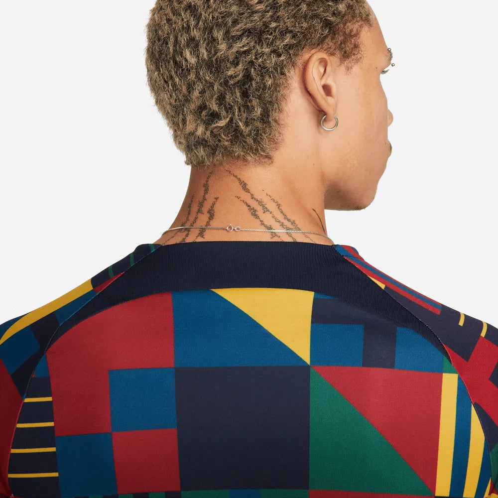 Nike 2022-23 Portugal Long-Sleeve Pre-Match Jersey (Detail 2)