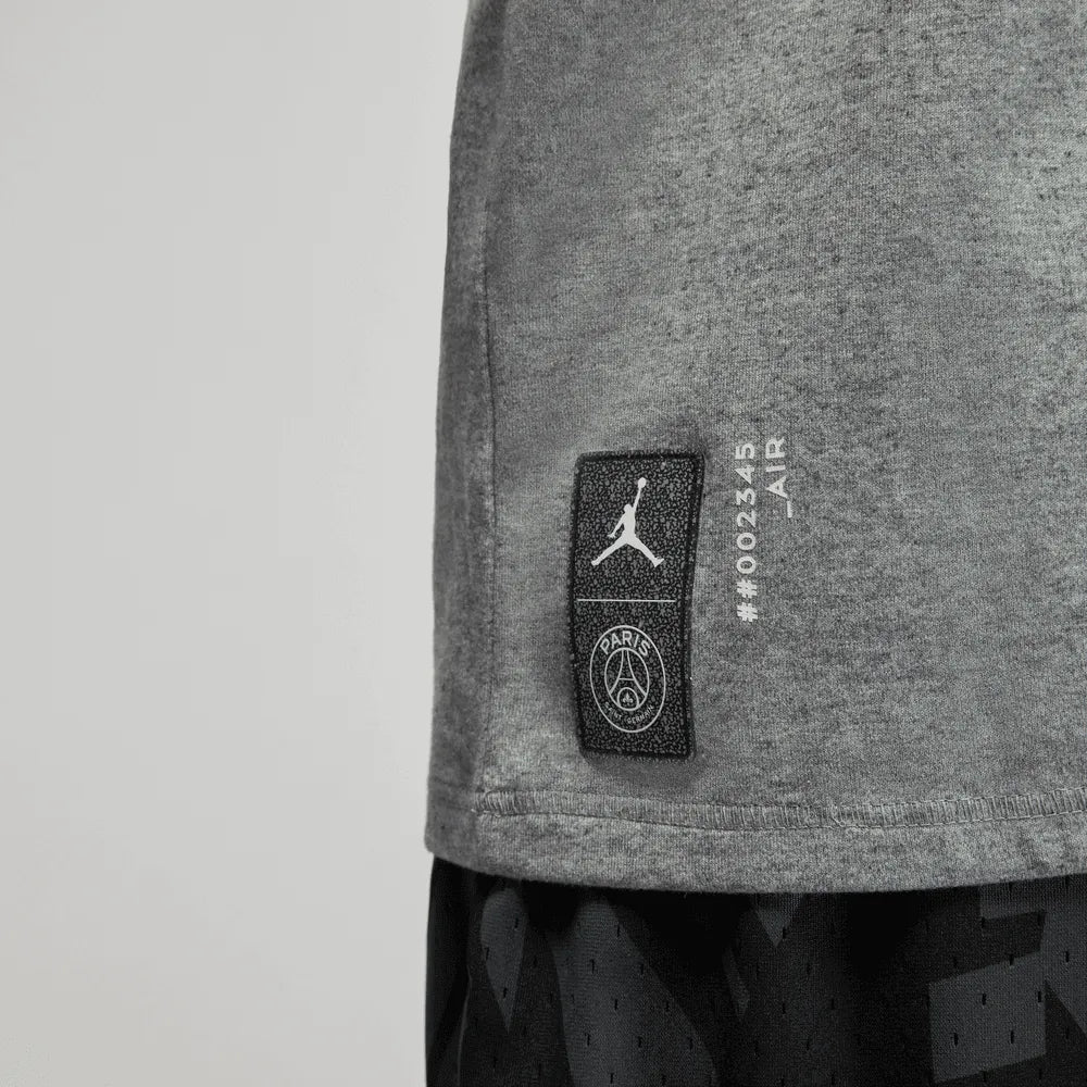 Jordan 2022-23 Paris Saint-Germain Pocket T-Shirt Grey (Detail 2)