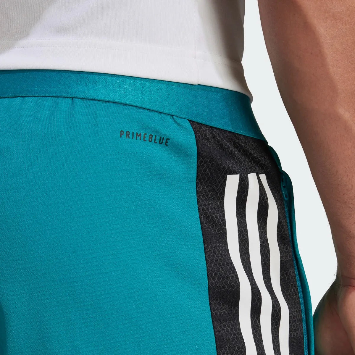 Adidas 2021-22 Real Madrid Euro Training Pants - Blast Emerald (Detail 2)