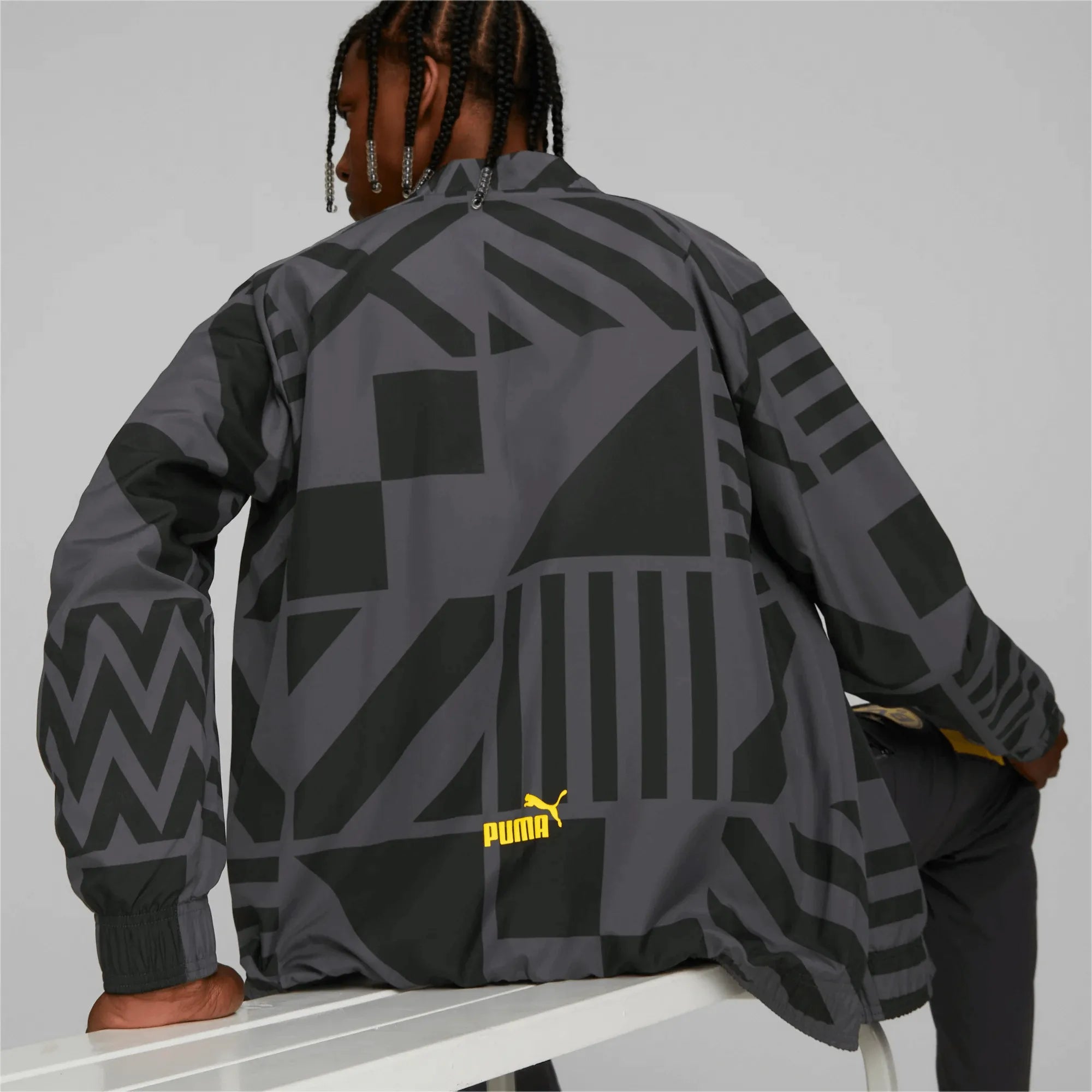 Puma 2022-23 Borussia Dortmund Prematch Jacket Black-Yellow (Model - Back)