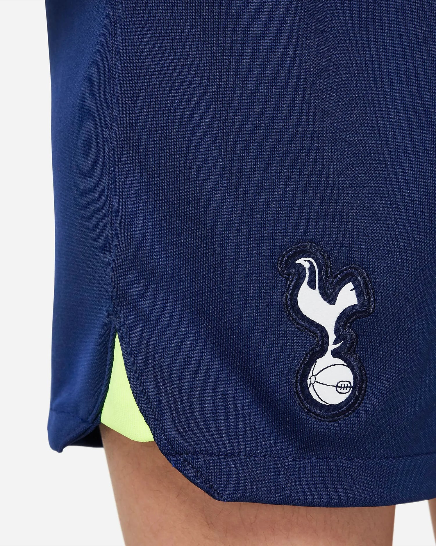 Nike 2022-23 Tottenham Hotspur Home Kids' Mini Kit - White-Binary Blue (Detail 3)