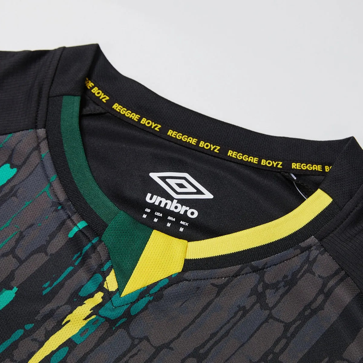 Umbro 2021-22 Jamaica Away Jersey - Black-Green-Yellow (Detail 3)
