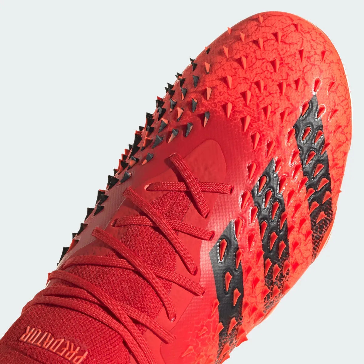 Adidas Predator Freak .1 LOW FG - Red-Black (Detail 1)