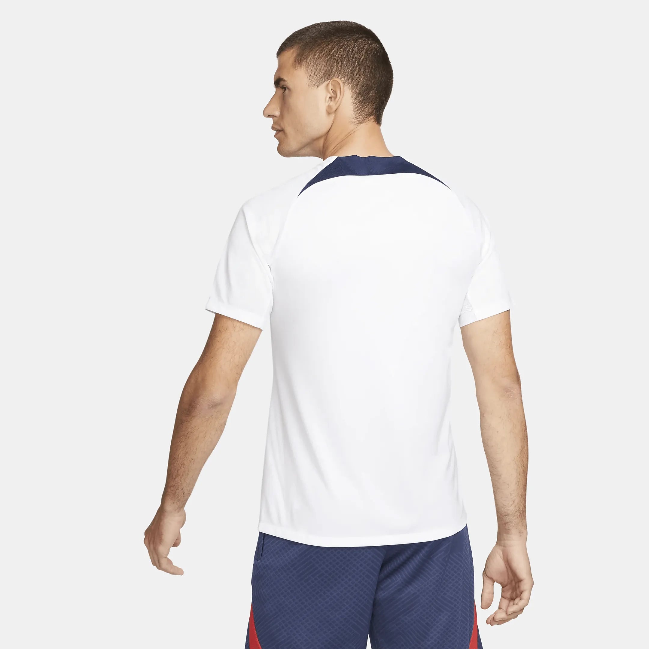 Nike 2022-23 Paris Saint-Germain Strike Short-Sleeve Top (Model - Back)