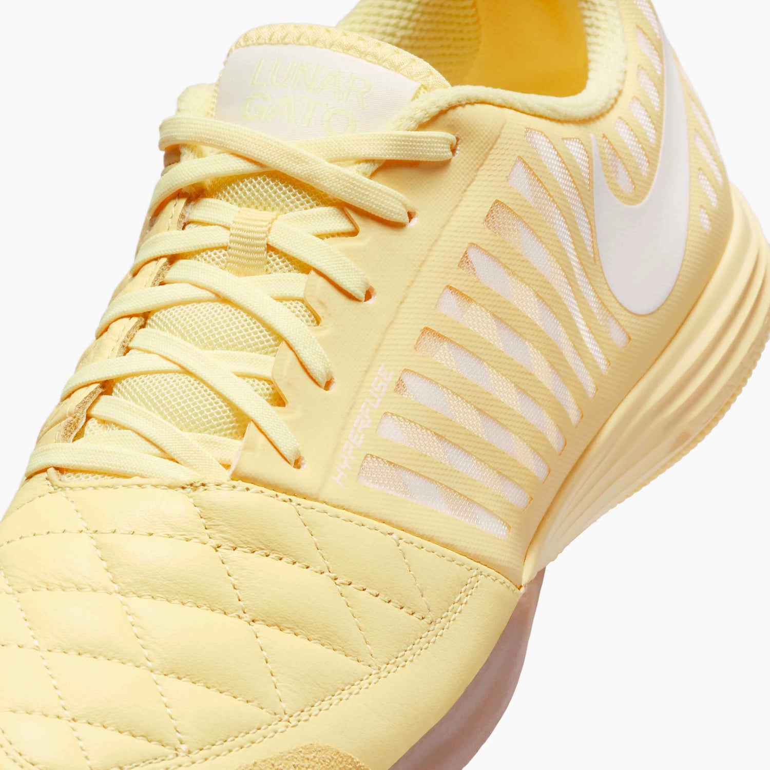 Nike Lunargato II Indoor/Court Low-Top Soccer Shoes. Nike.com