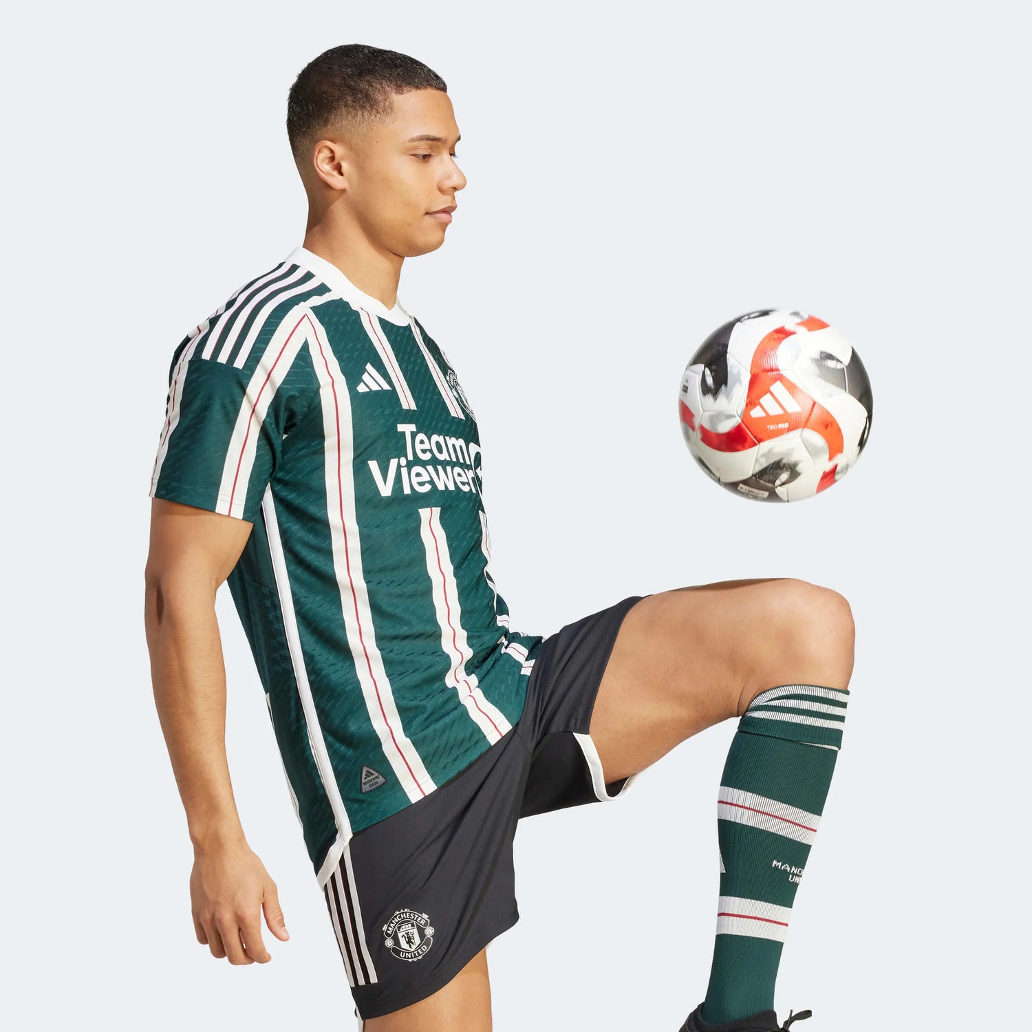 adidas 2023-24 Manchester United Men's Authentic Away Jersey (Model - Side)
