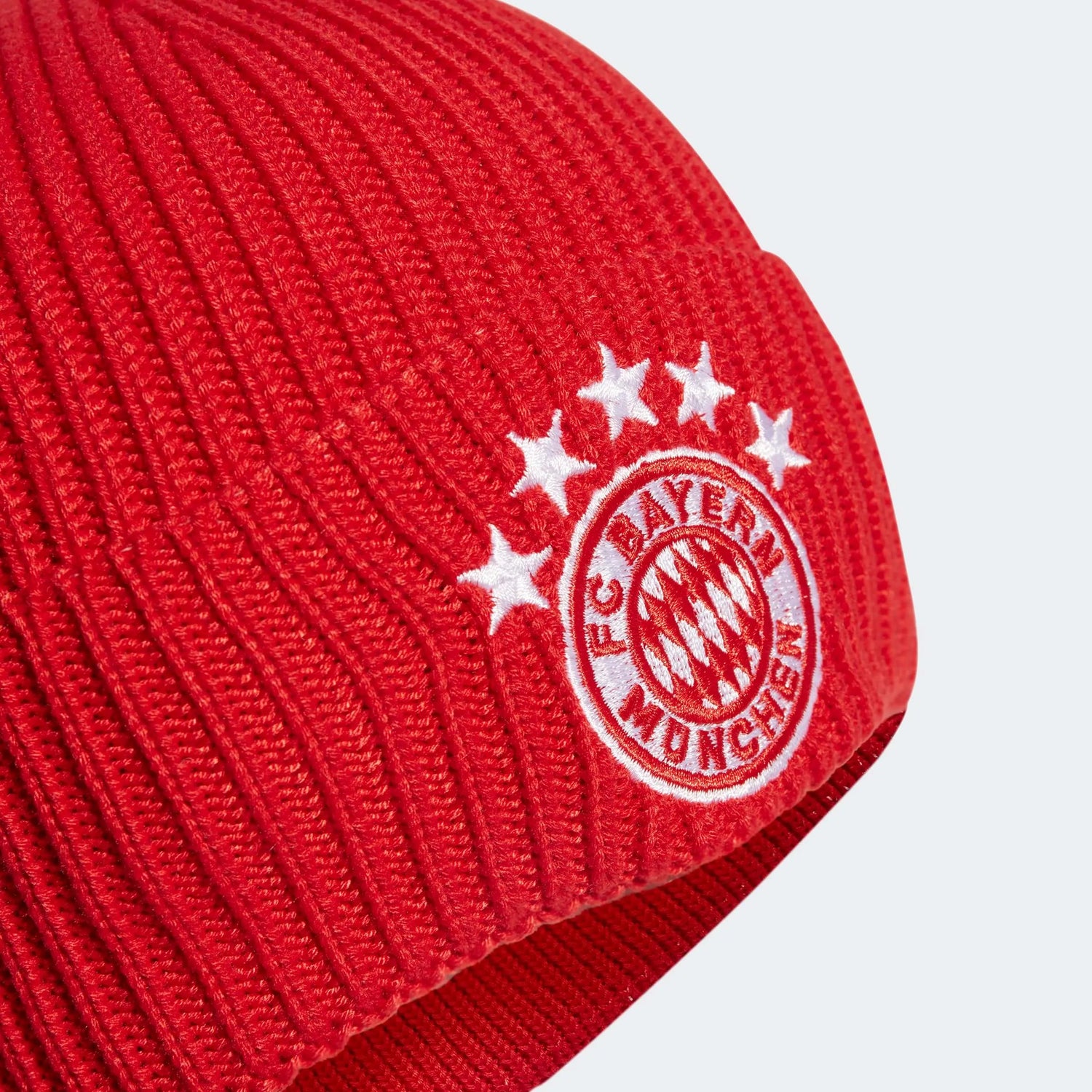 adidas 2023-24 Bayern Munich Woolie Beanie (Detail 1)