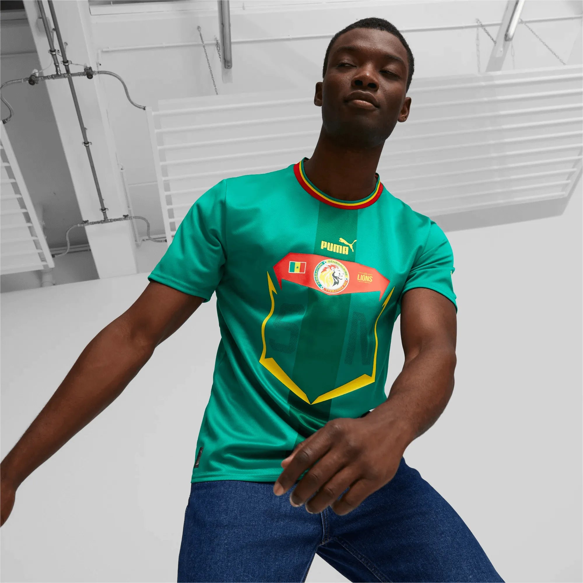 Puma 2022-23 Senegal Away Jersey Green (Model - Front)