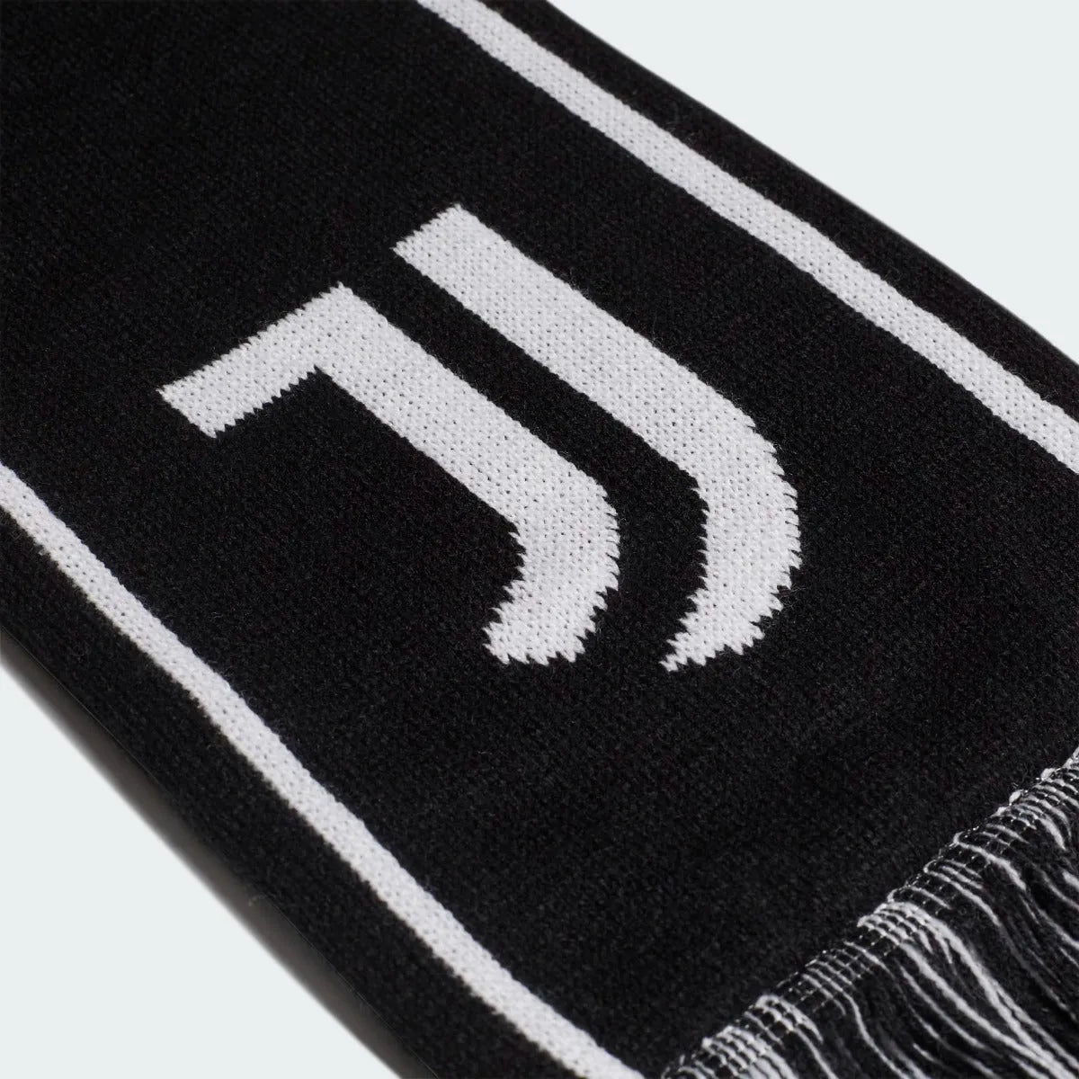 Adidas 2021-22 Juventus Scarf - Black-White (Detail 2)
