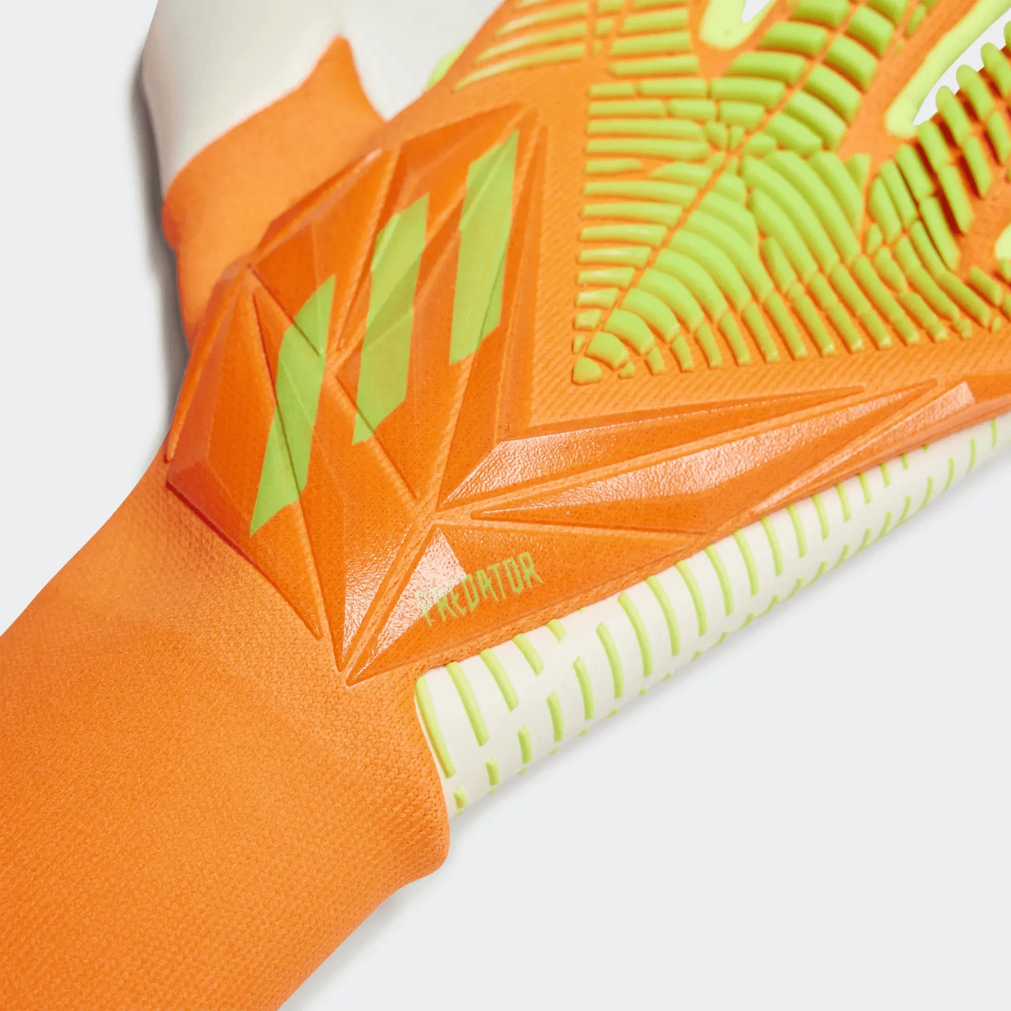 adidas Predator Edge GL Pro Goalkeeper Gloves - Solar Red-Solar Green (Detail 2)