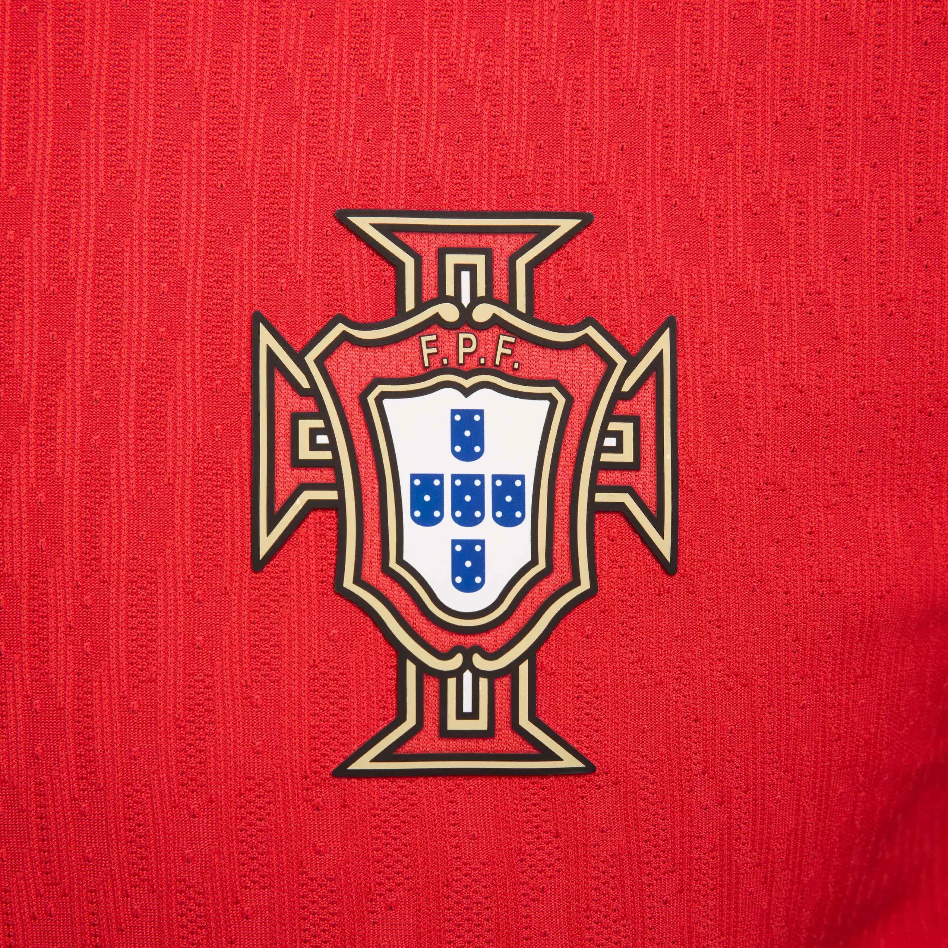 Nike 2024-25 Portugal Authentic Home Jersey (Detail 3)