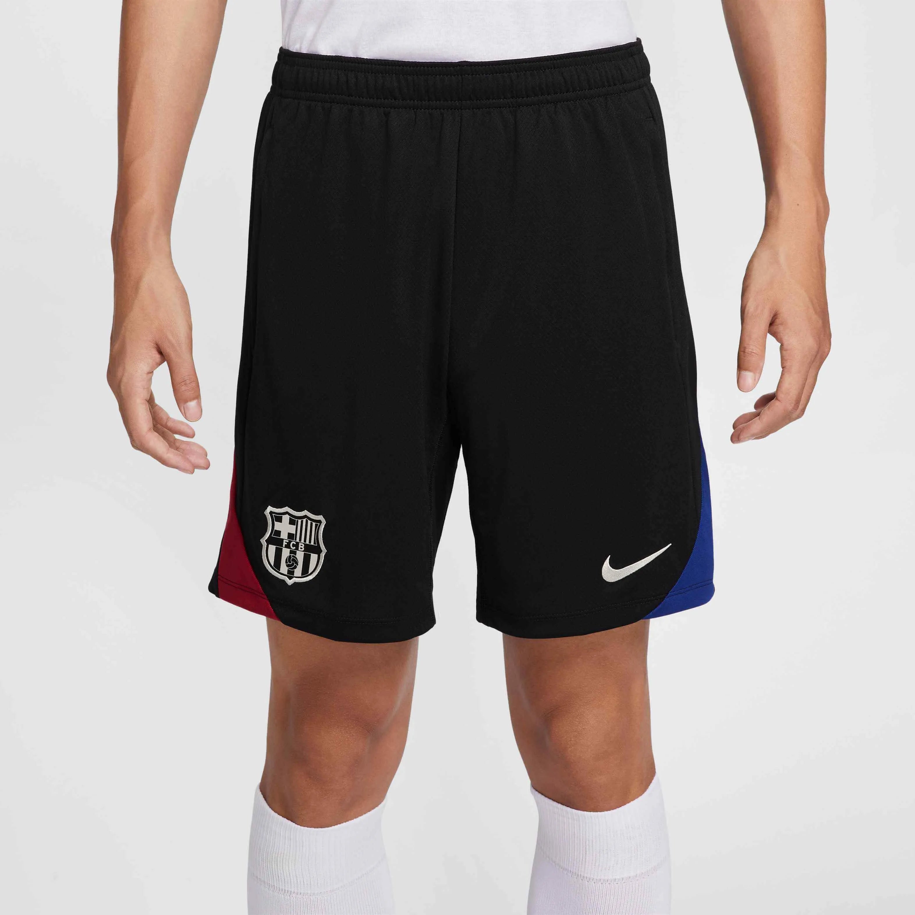 Nike 2024-25 Barcelona Men's Strike Shorts (Front)