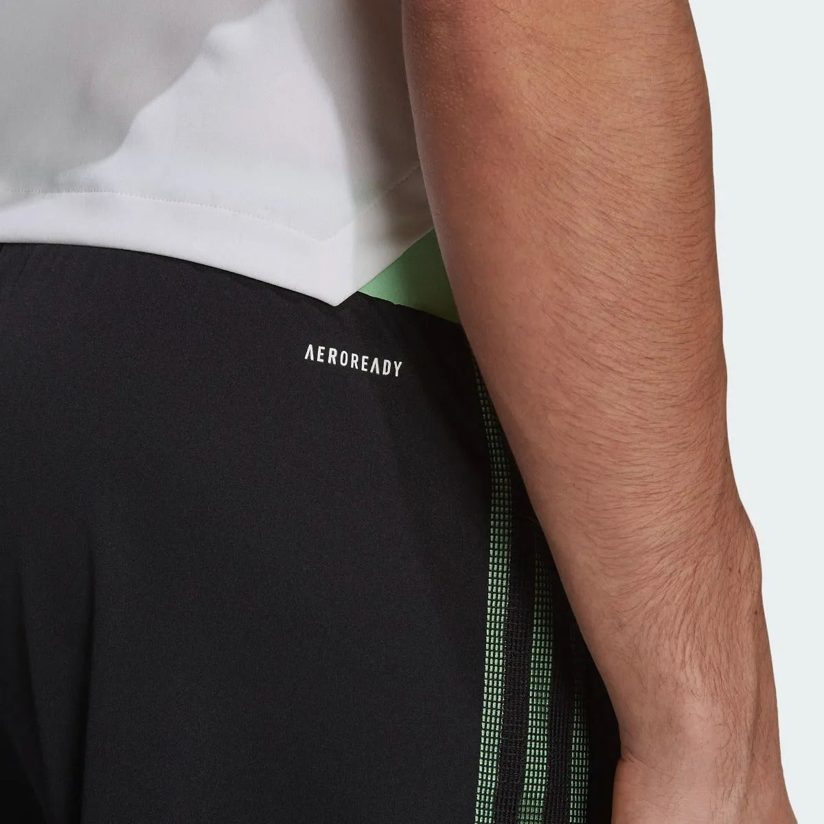 Adidas 2021 Manchester United Training Shorts - Black (Detail 2)