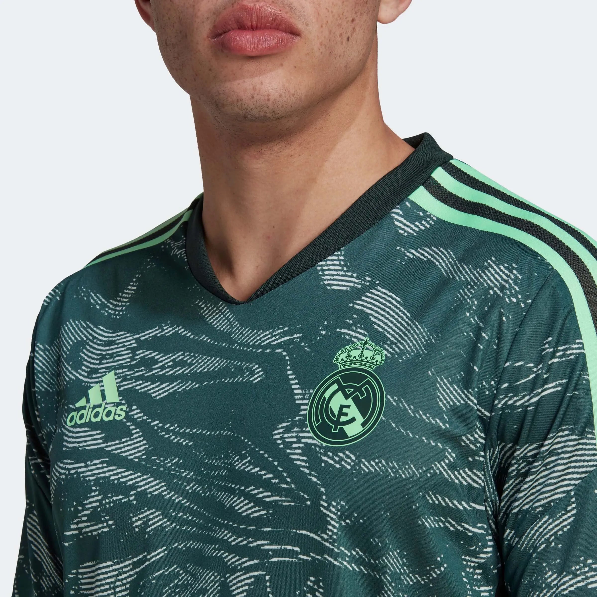 adidas 2022-23 Real Madrid EU Training Jersey - Green (Detail 1)