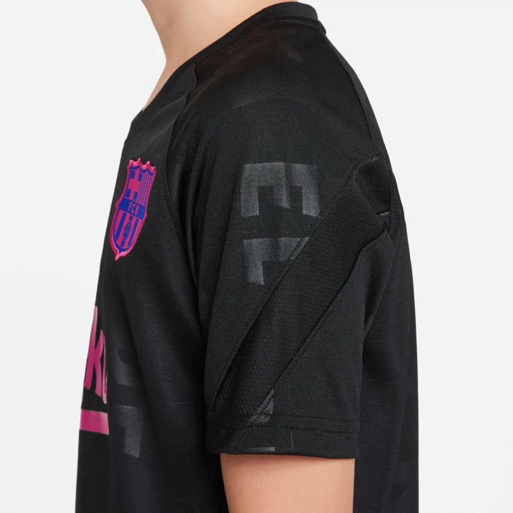 Nike 2021-22 Barcelona Youth Pre-Match Jersey- Black (Detail 2)