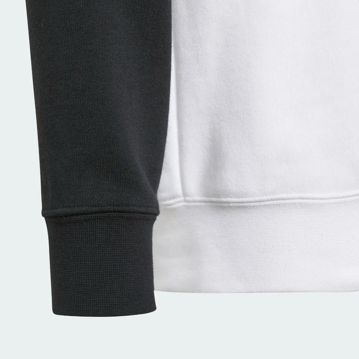 Adidas 2021-22 Juventus Youth Crewneck Sweater - White-Black (Detail 3)