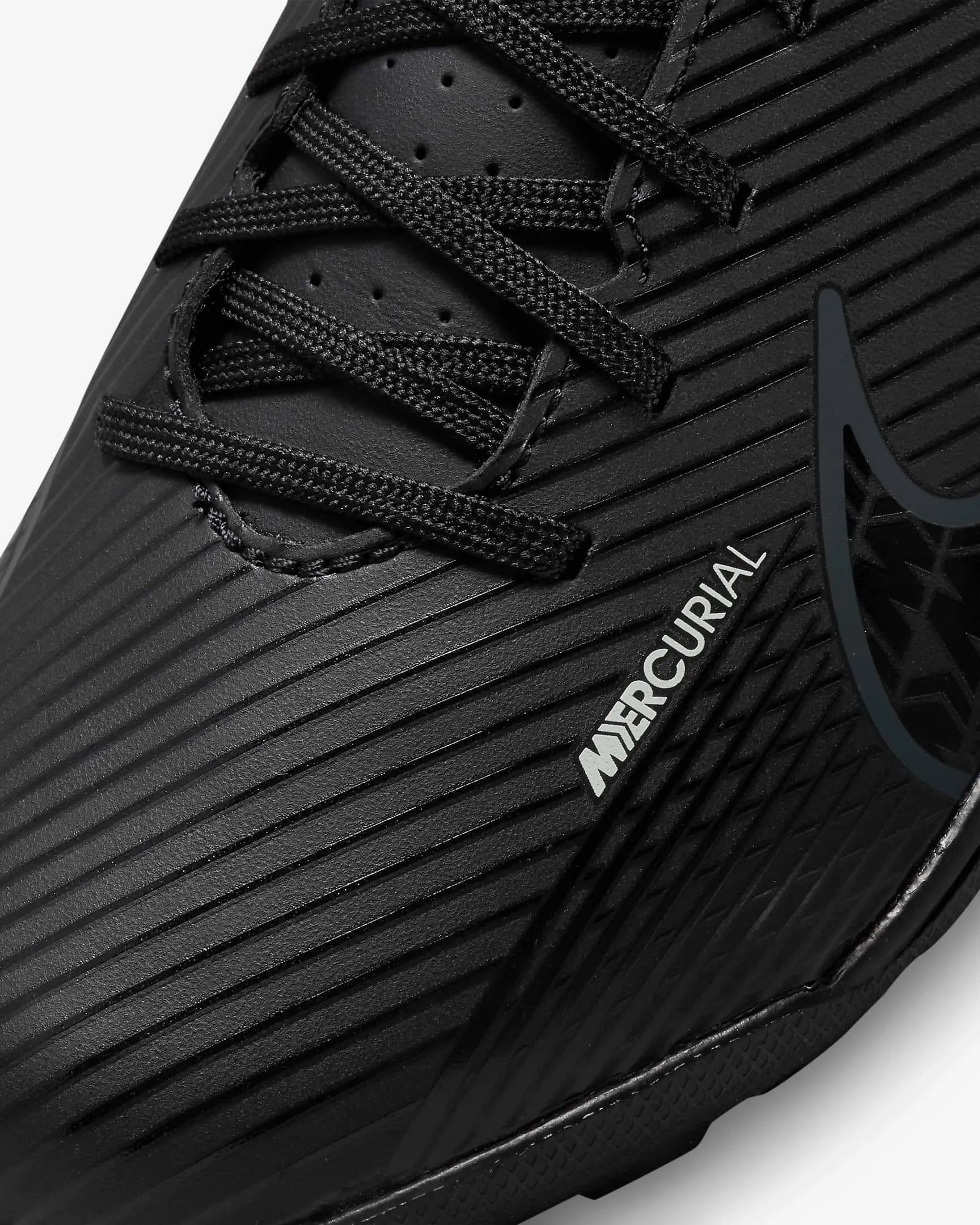 Nike Jr Vapor 15 Club Turf - Black-Smoke Grey (Detail 1)