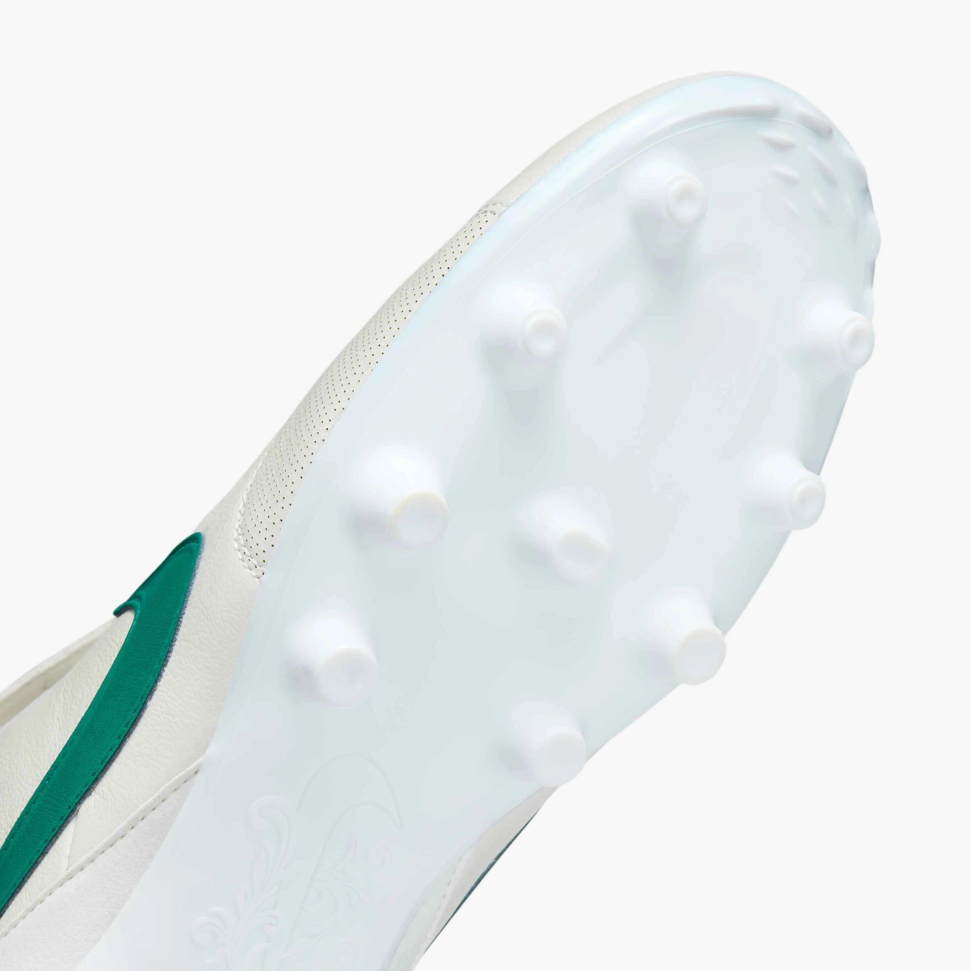 Nike Premier III FG Metallic Summit White-Mystic Green (Detail 1)