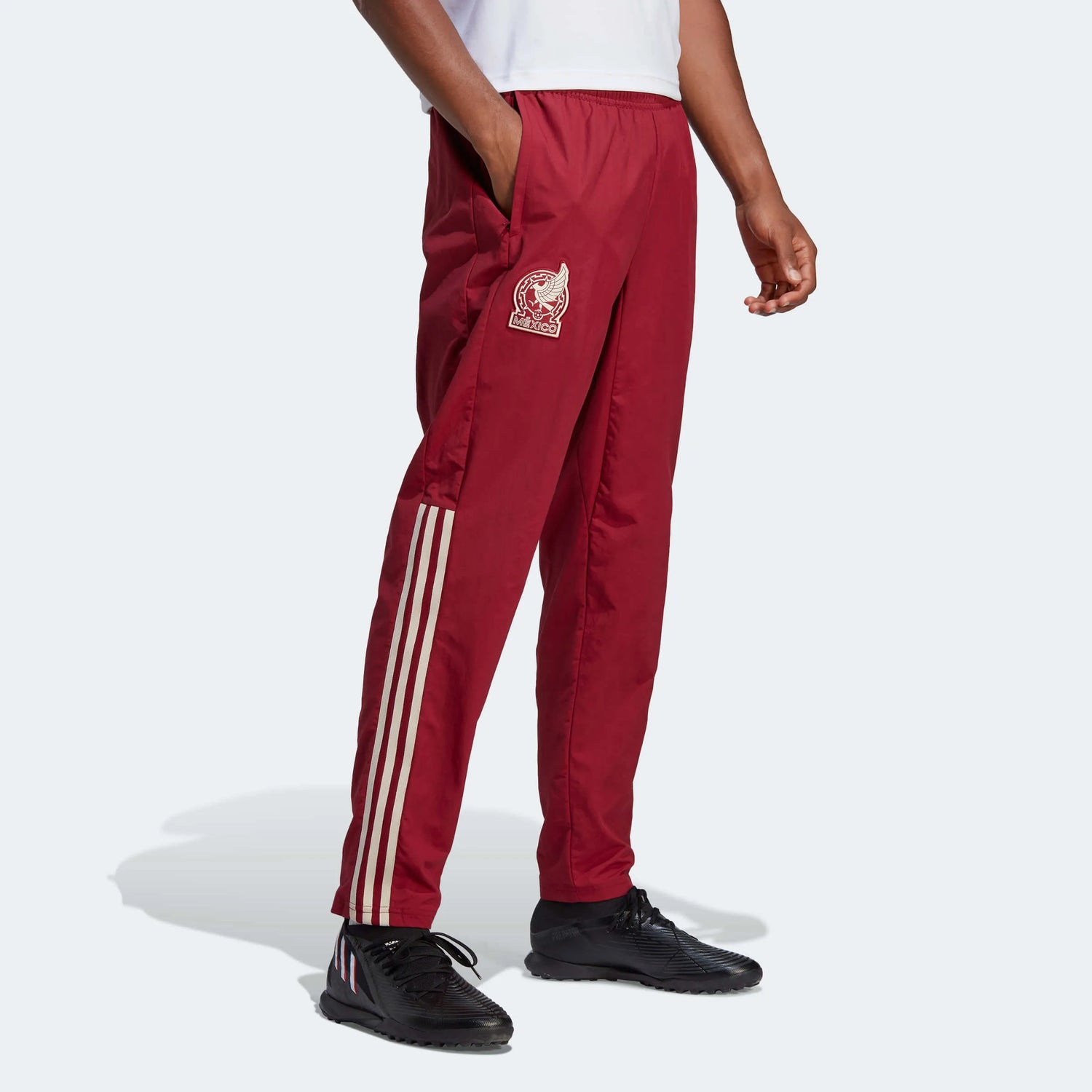 adidas 2022-23 Mexico Presentation Pants - Burgundy (Model - Front)