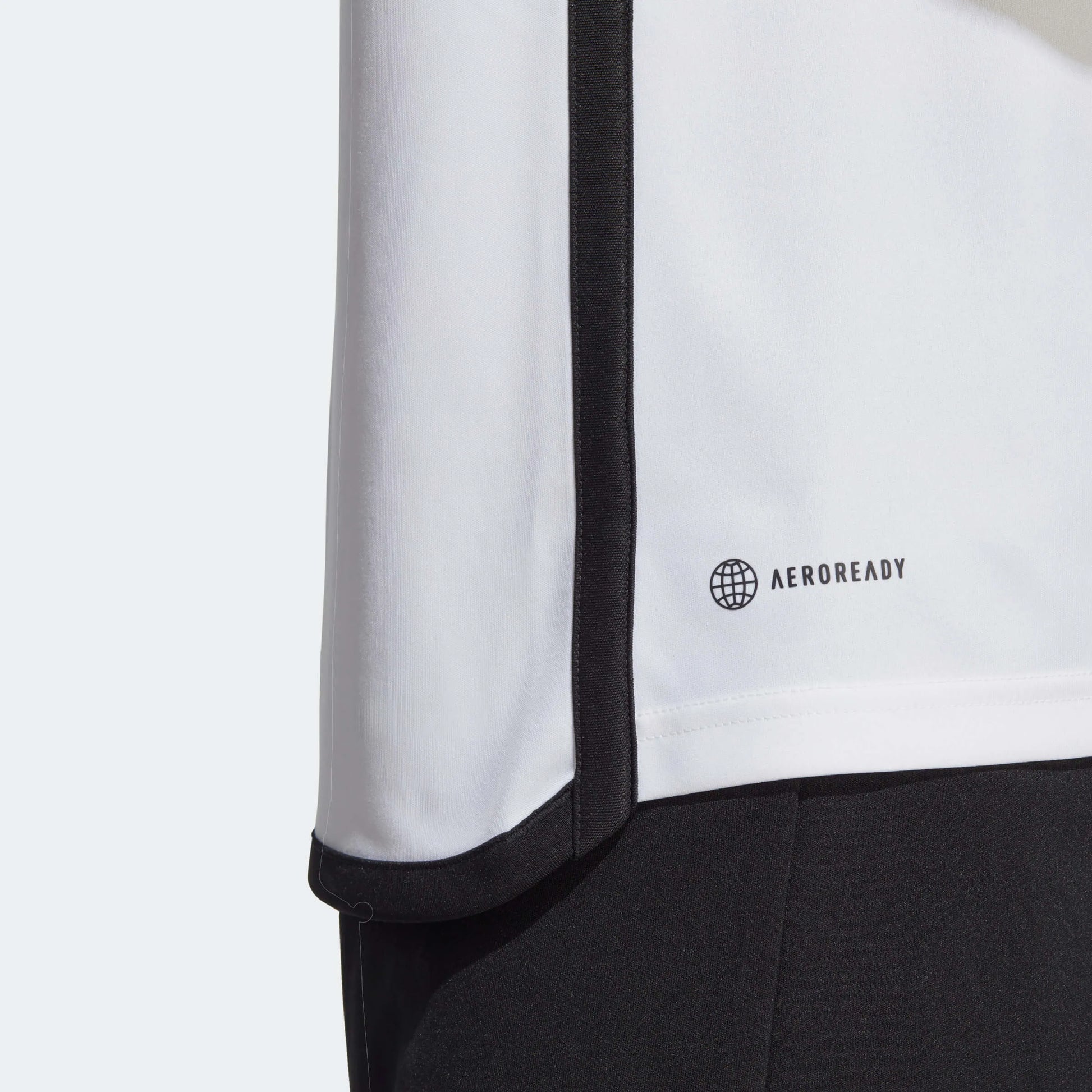 adidas 2023-24 DC United Away Jersey - White (Detail 1)