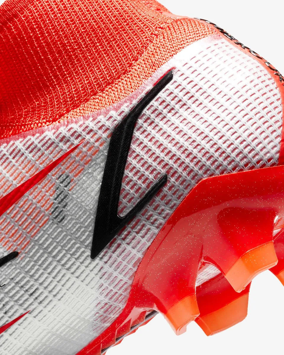 Nike Superfly 8 Elite CR7 FG - Red-Black-Ghost (Detail 3)