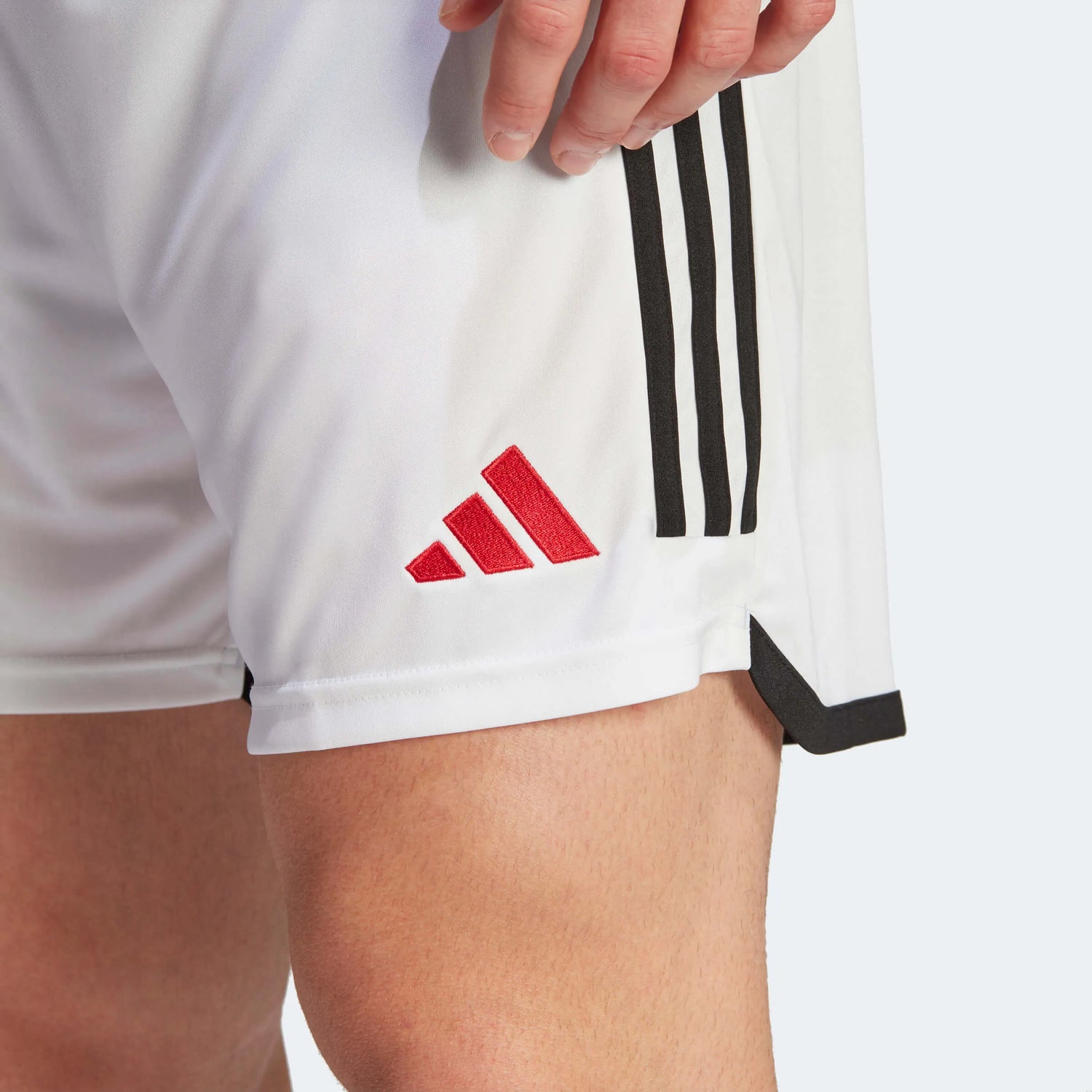 adidas 2023-24 Machester United Men's Stadium Home Shorts (Detail 1)