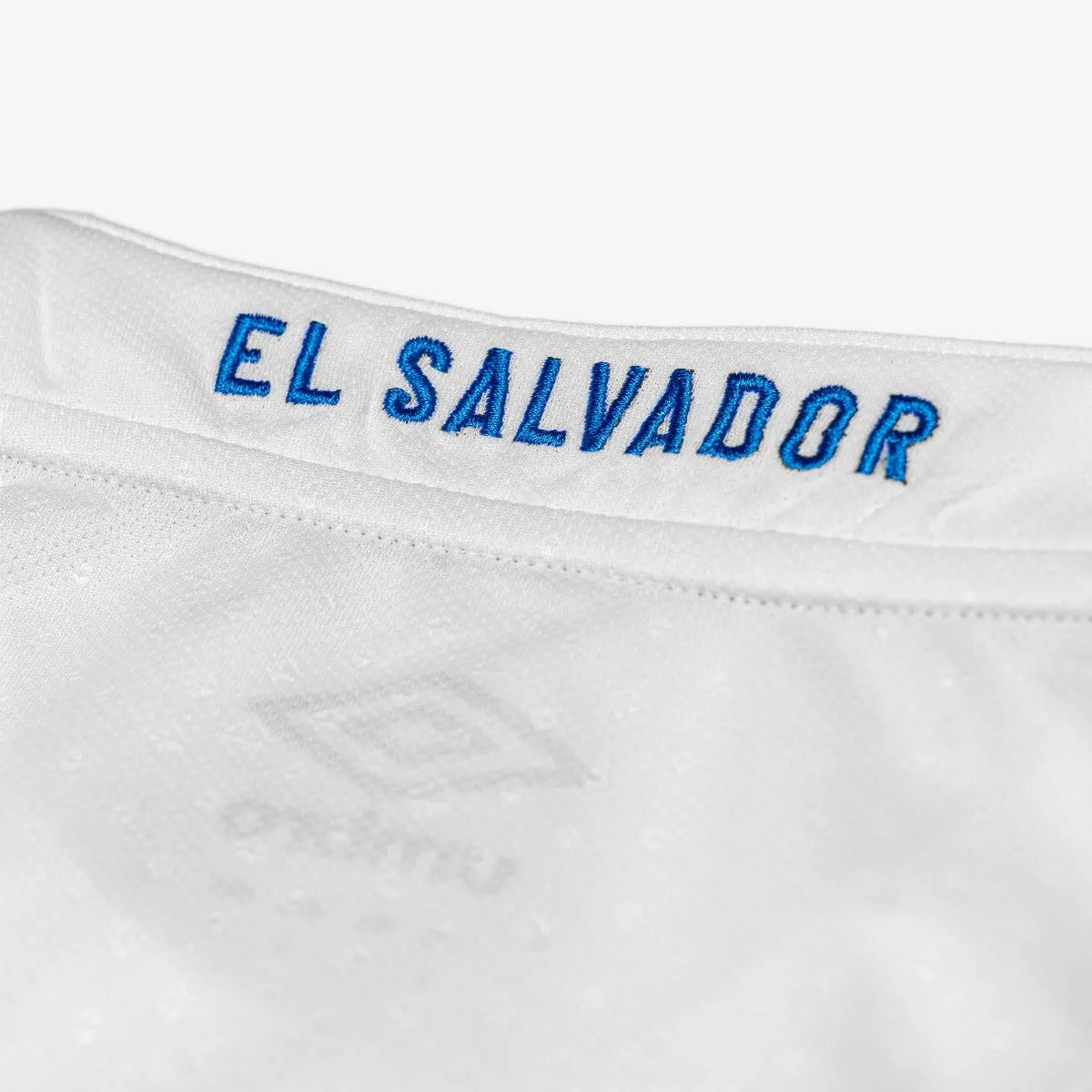 Umbro El Salvador 2021-22 Away Jersey (Detail 2)