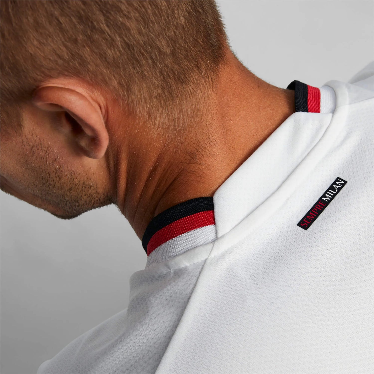 Puma 2022-23 AC Milan Away Jersey - White (Detail 2)