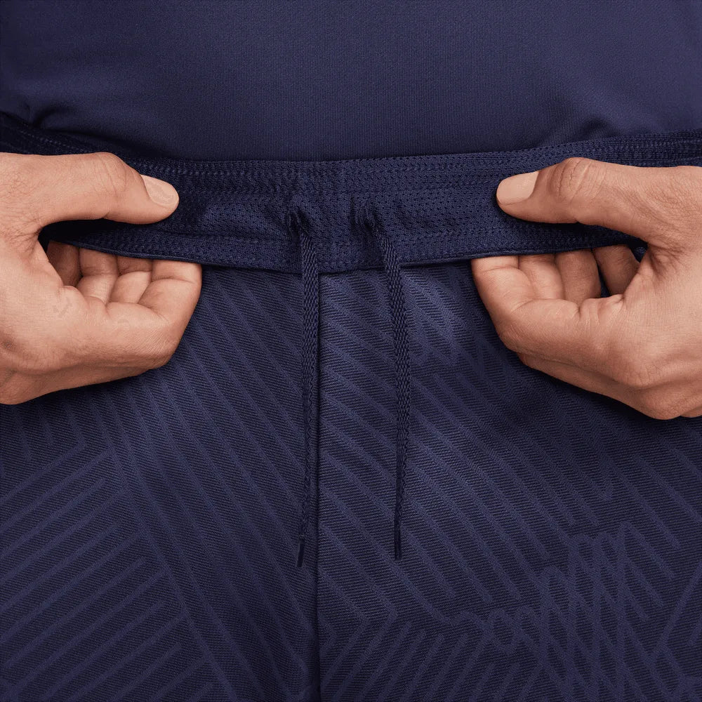 Nike 2023-24 PSG Men DF Strike Shorts (Detail 1)